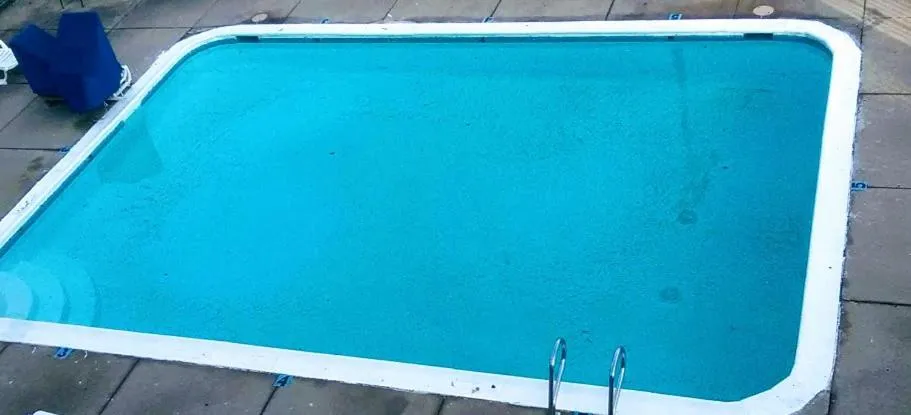 Swimming pool in RED CARPET INN LOUISVILLE NORTH -Jeffersonville In