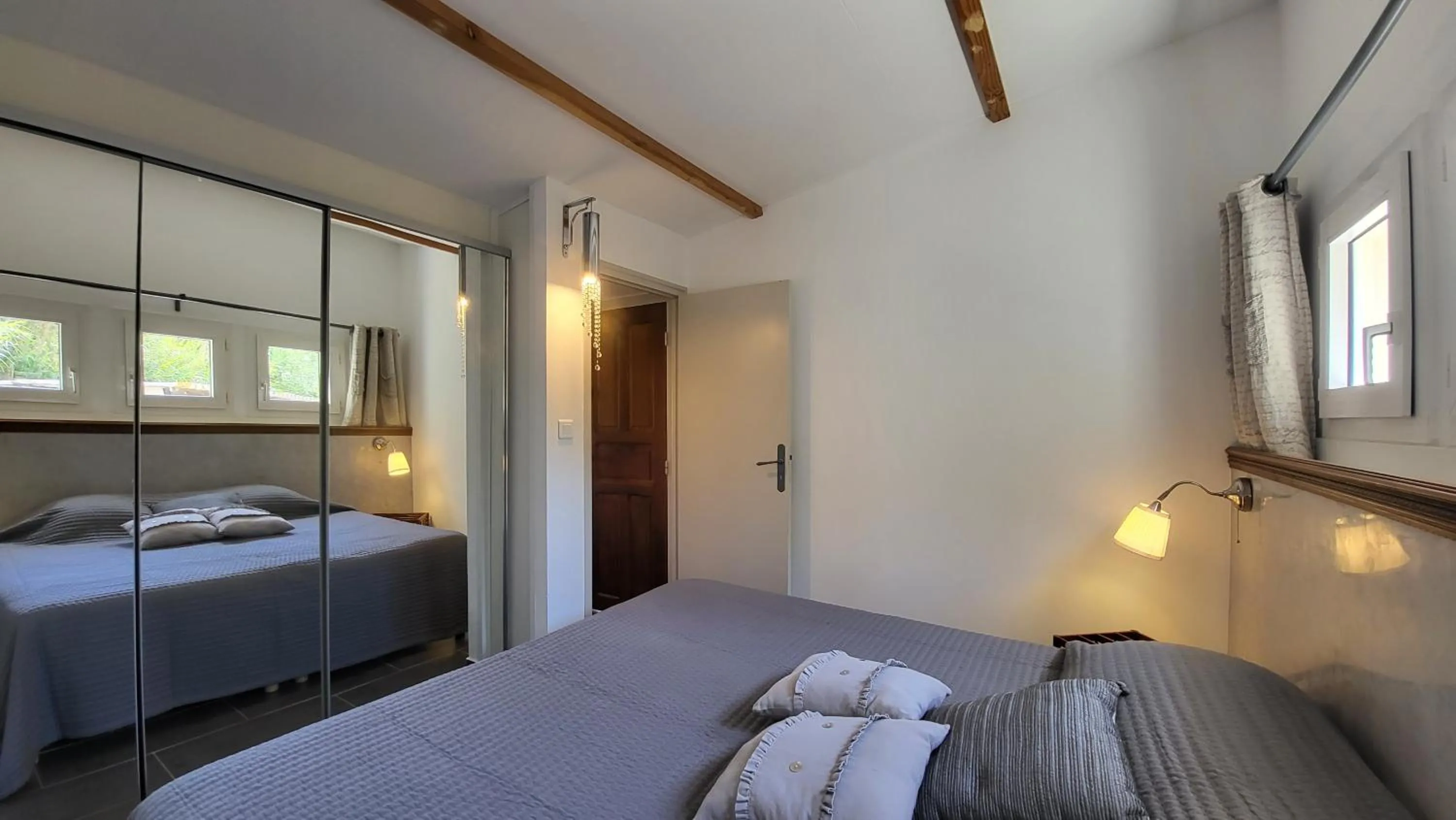 Bed in Résidence Di A Serra