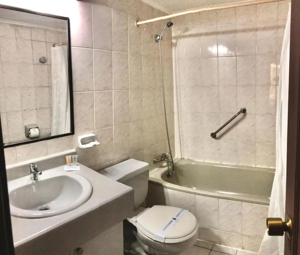 Bathroom in KU Hotel Turismo Temuco