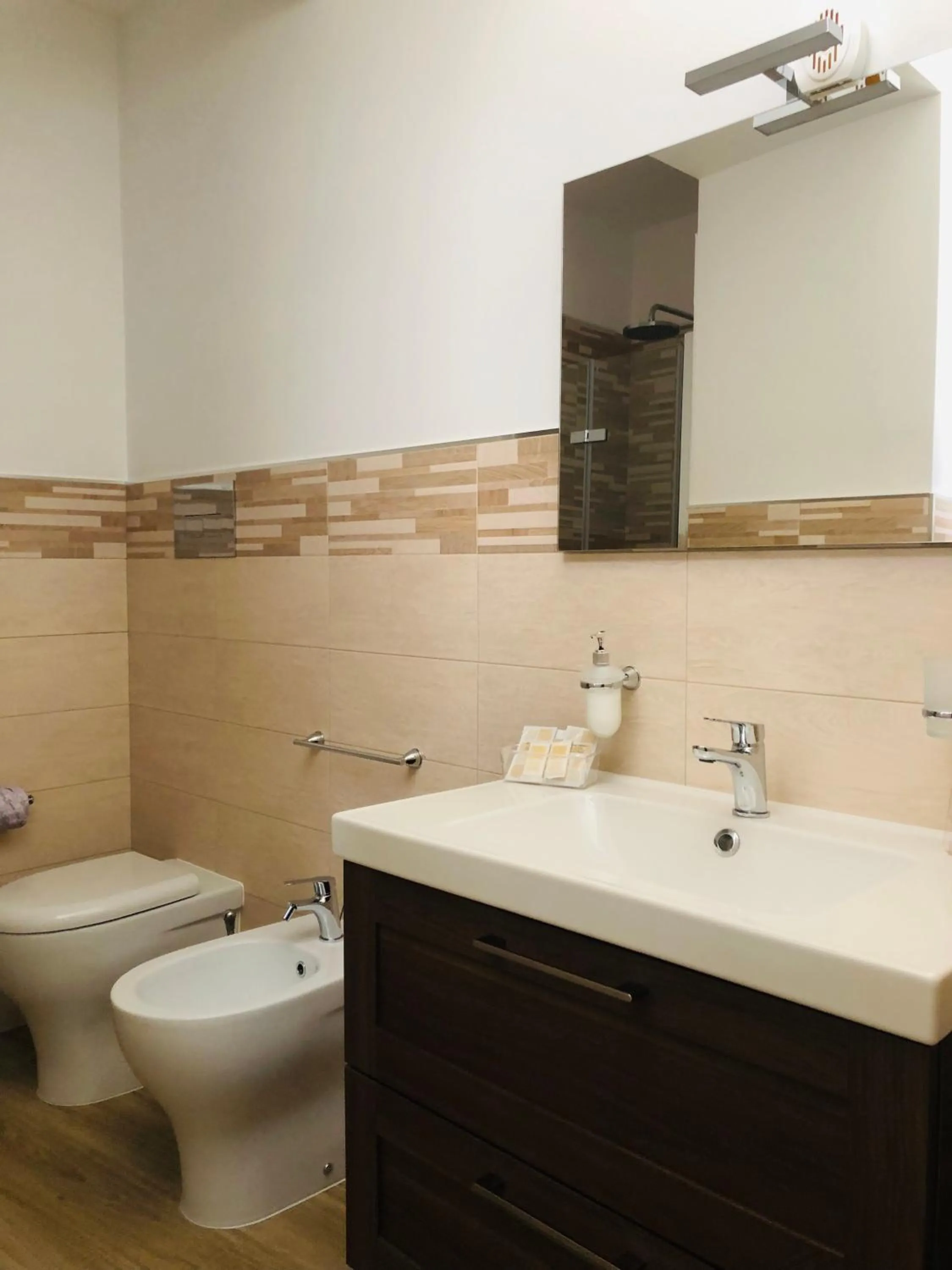 Shower in La Quercia