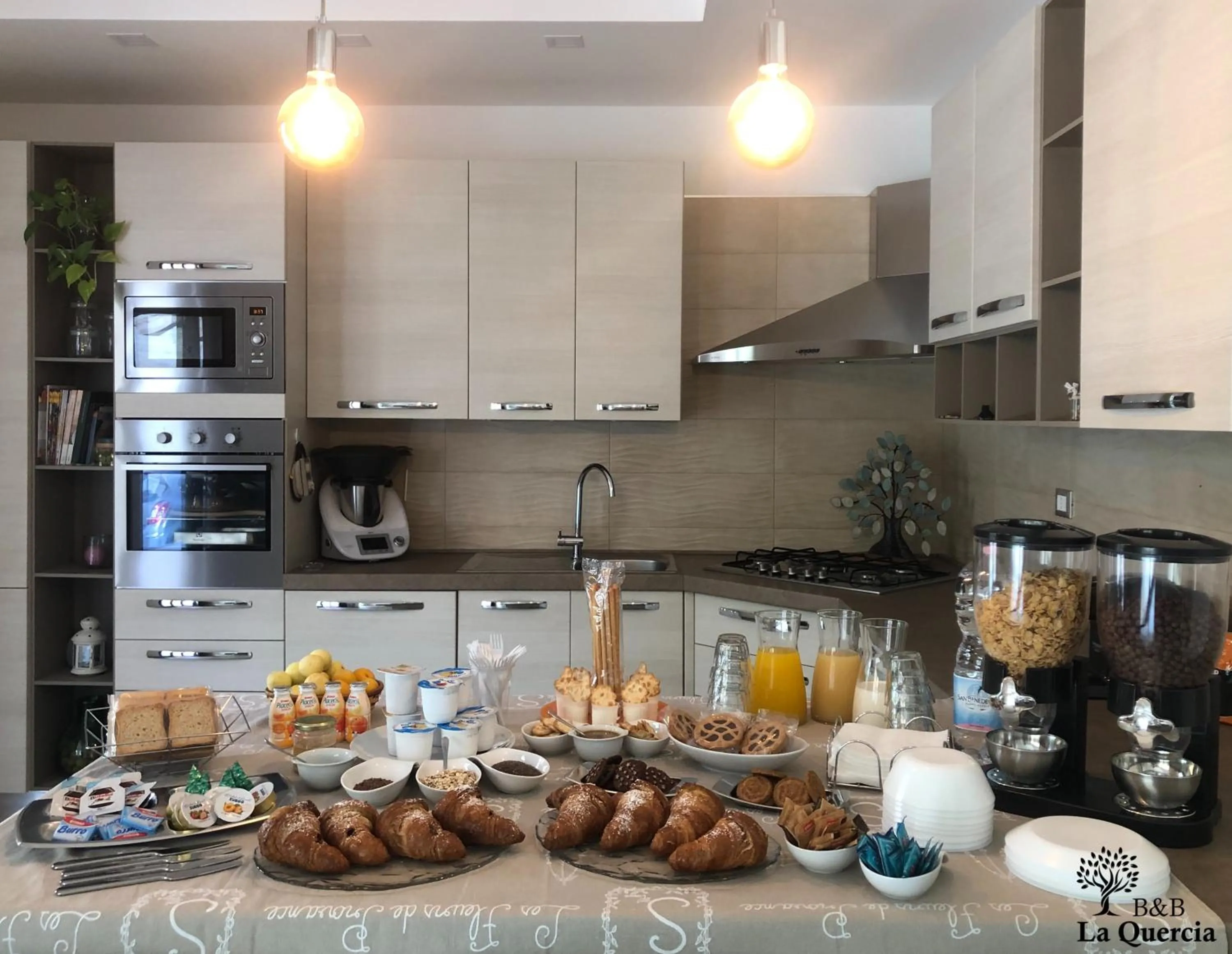 Kitchen or kitchenette in La Quercia