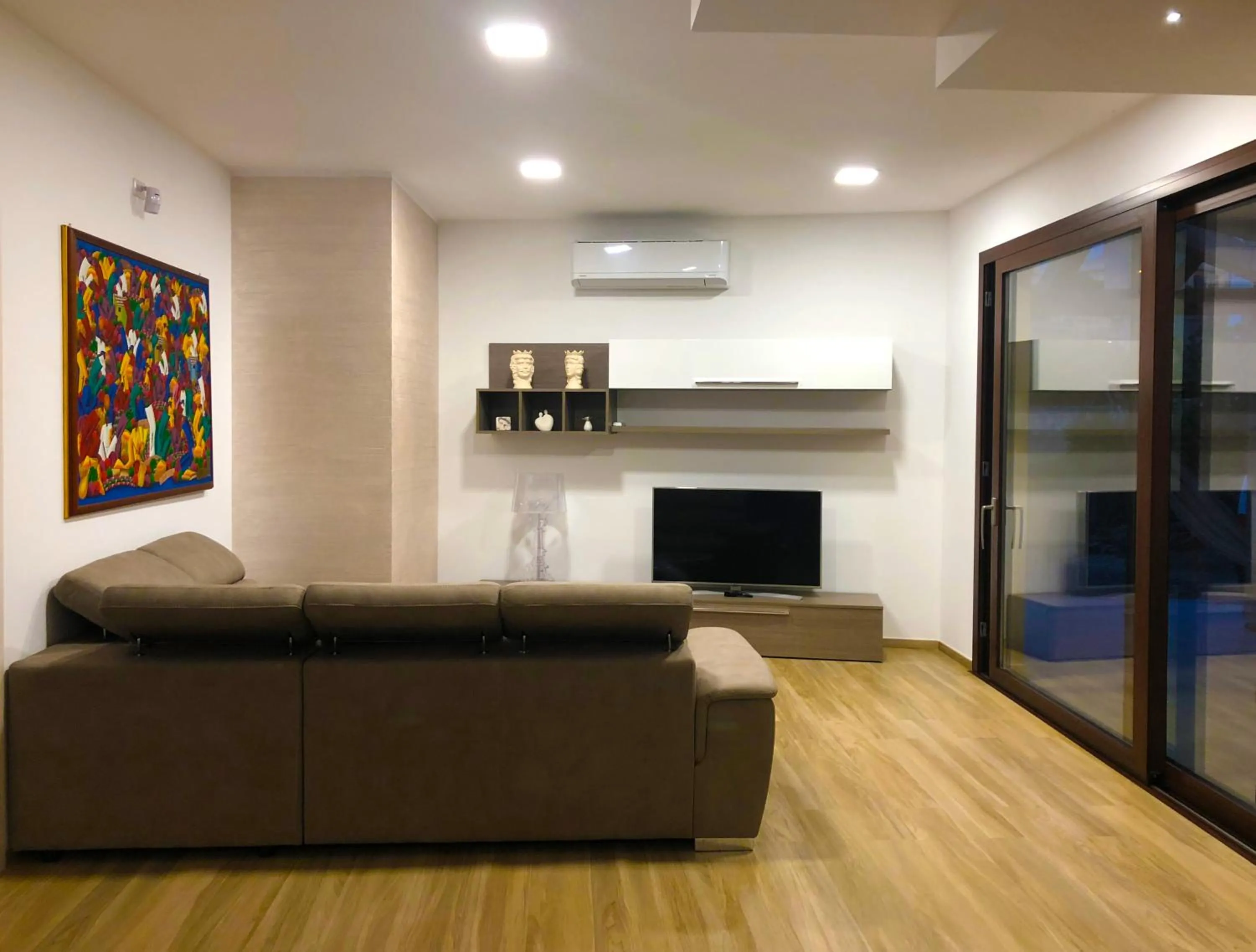 Communal lounge/ TV room in La Quercia