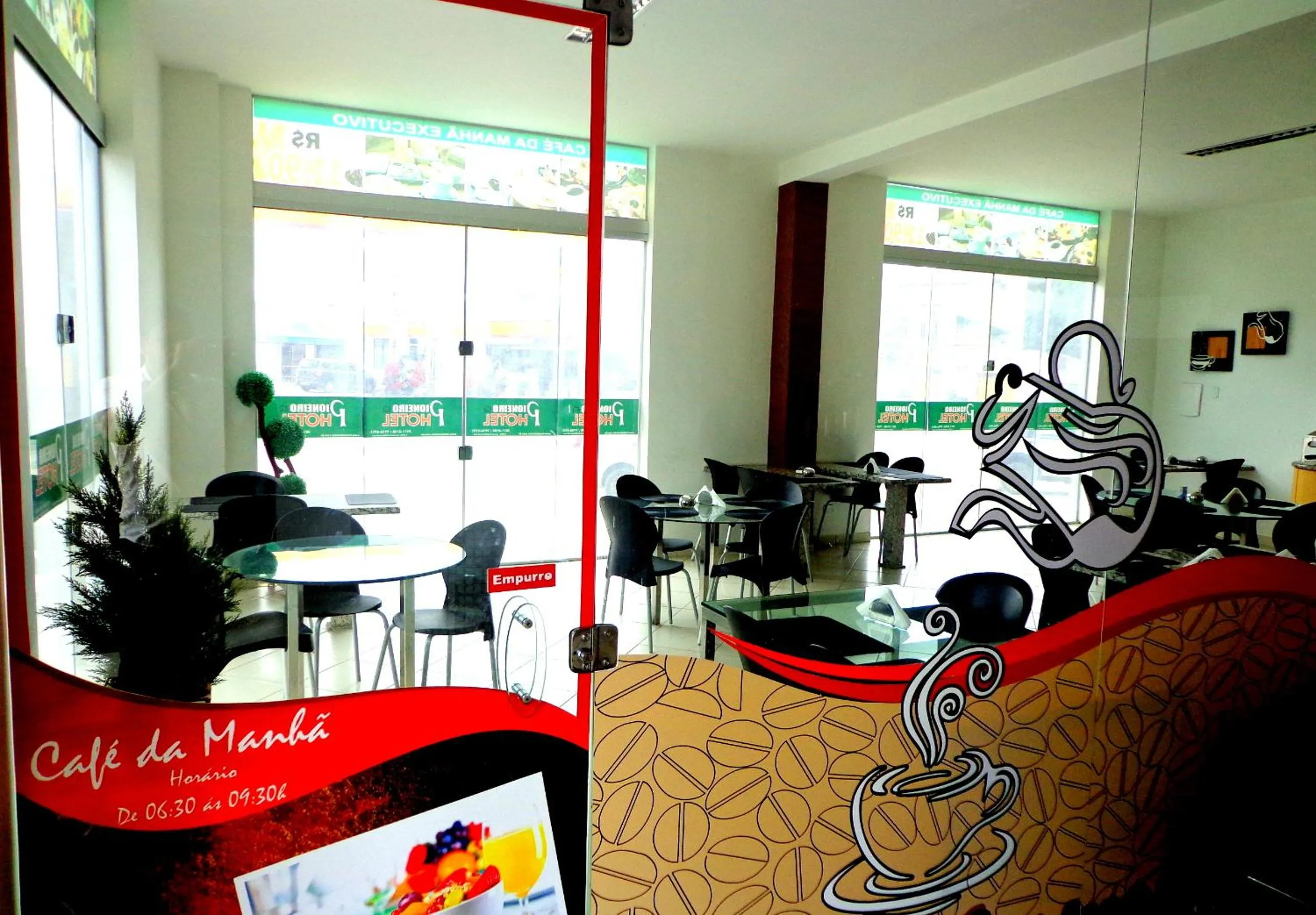 Breakfast in Pioneiro Hotel