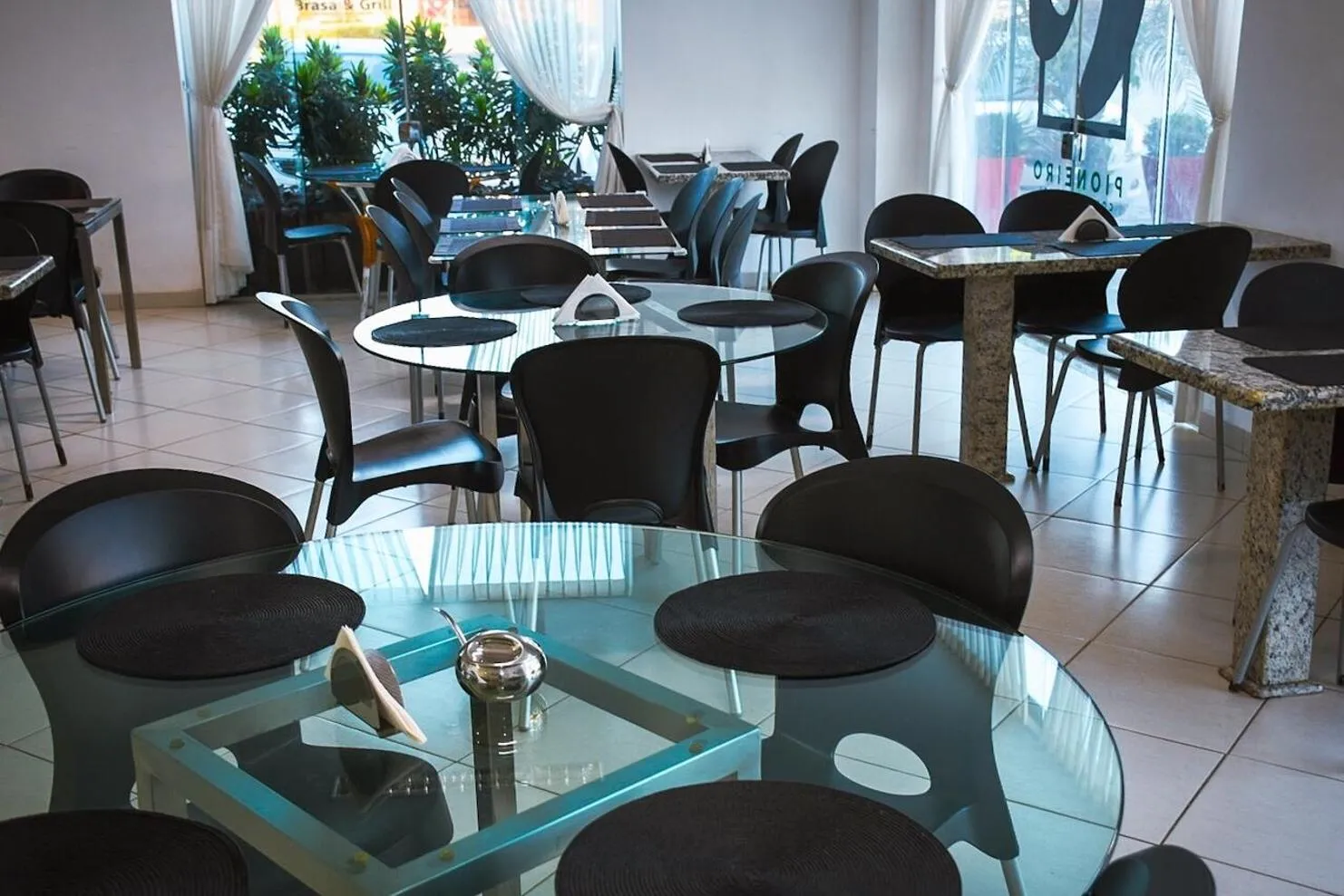 Breakfast in Pioneiro Hotel