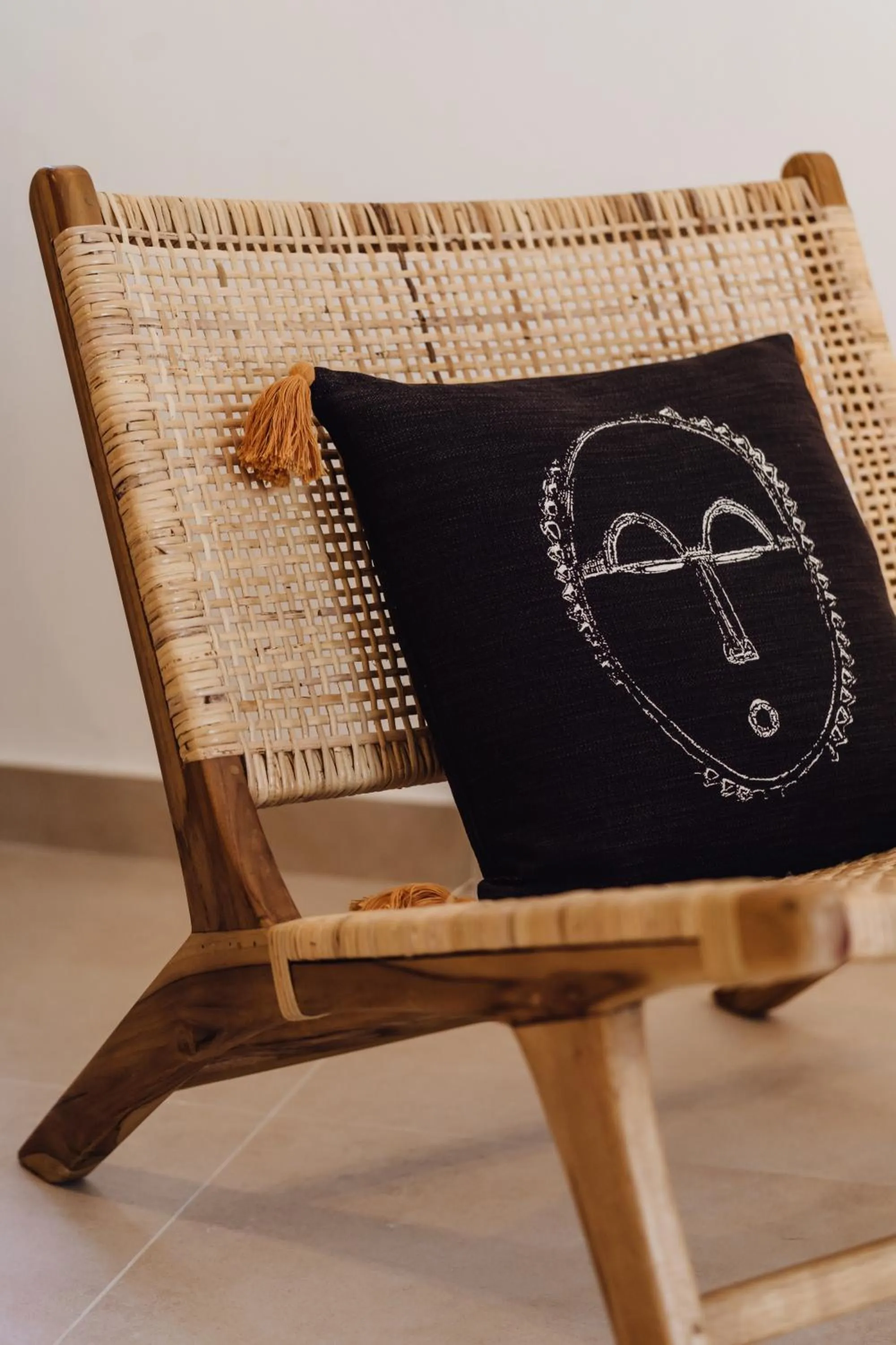 Decorative detail in Break for two