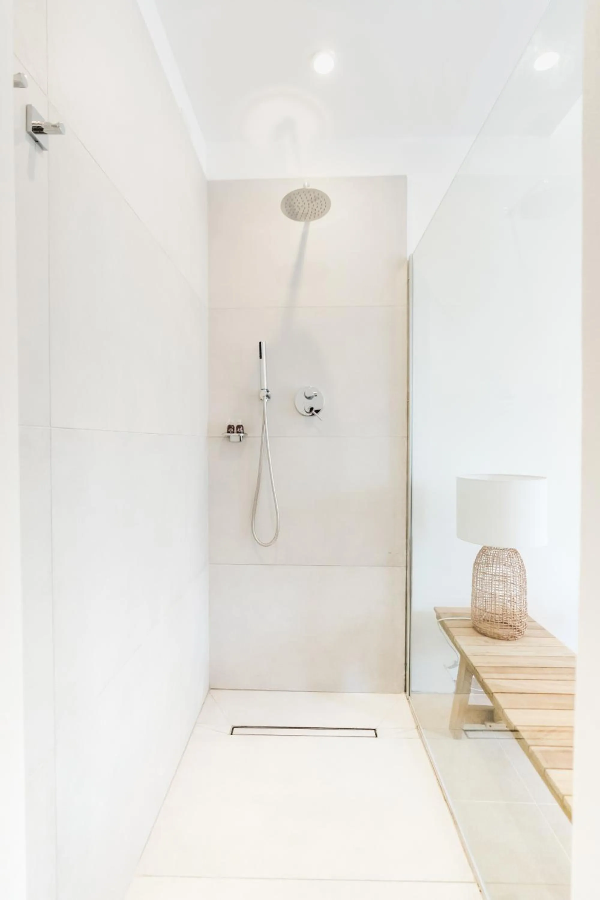 Shower in Break for two