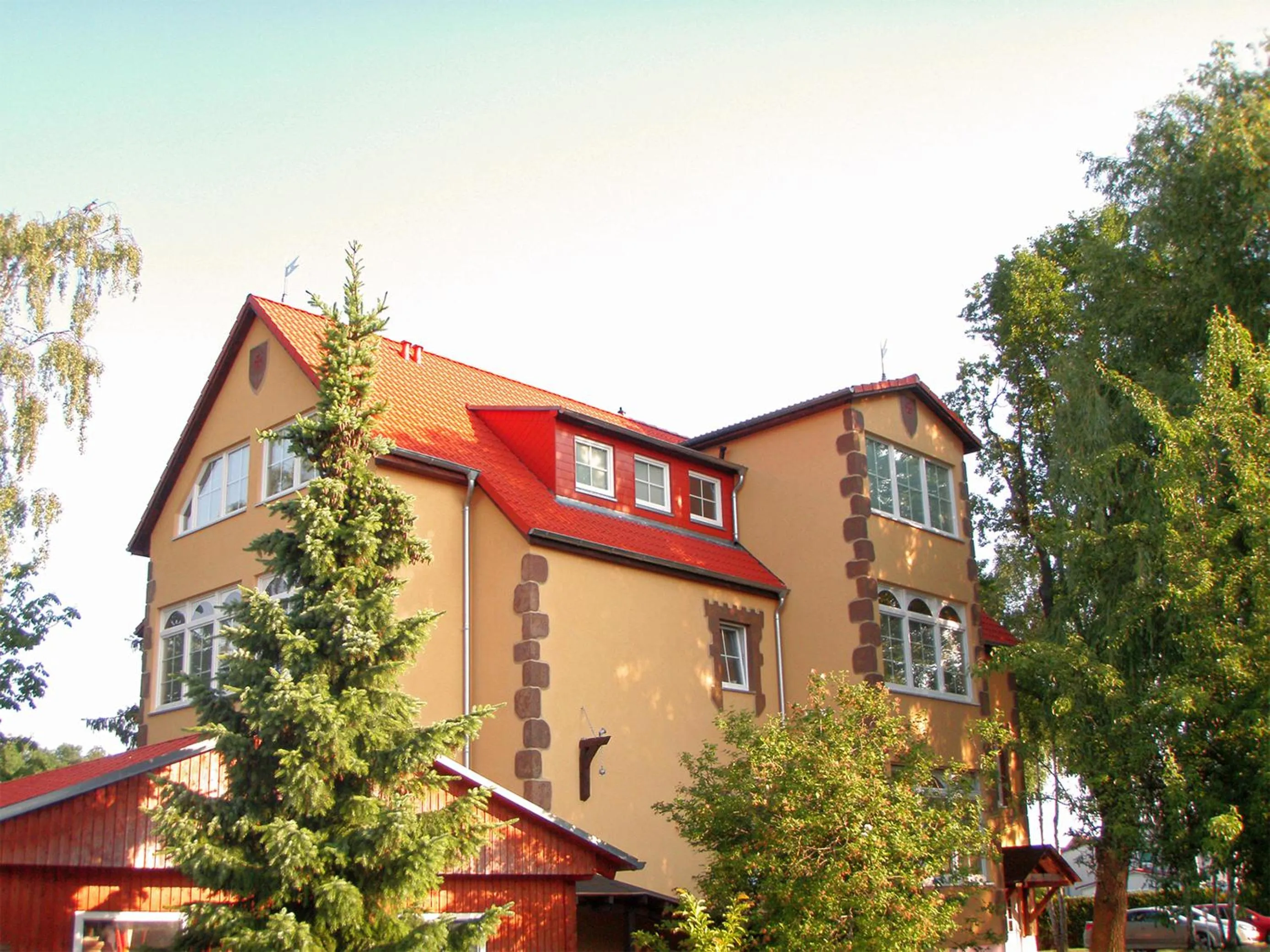 Facade/entrance in Ostsee-Rittergut-Rügen mit BinzHotel & OrdensKapelle & RomantikGut
