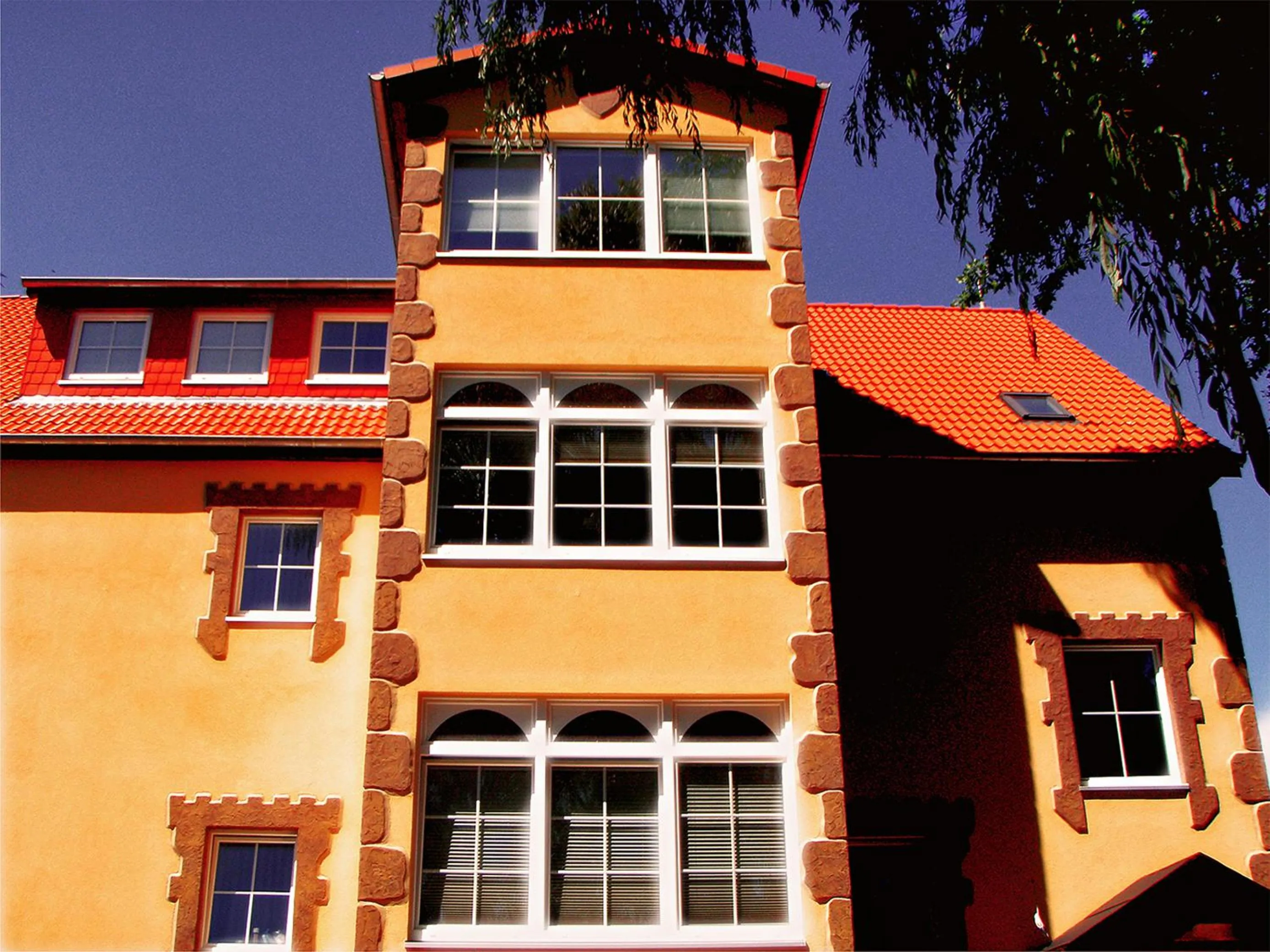 Facade/entrance in Ostsee-Rittergut-Rügen mit BinzHotel & OrdensKapelle & RomantikGut