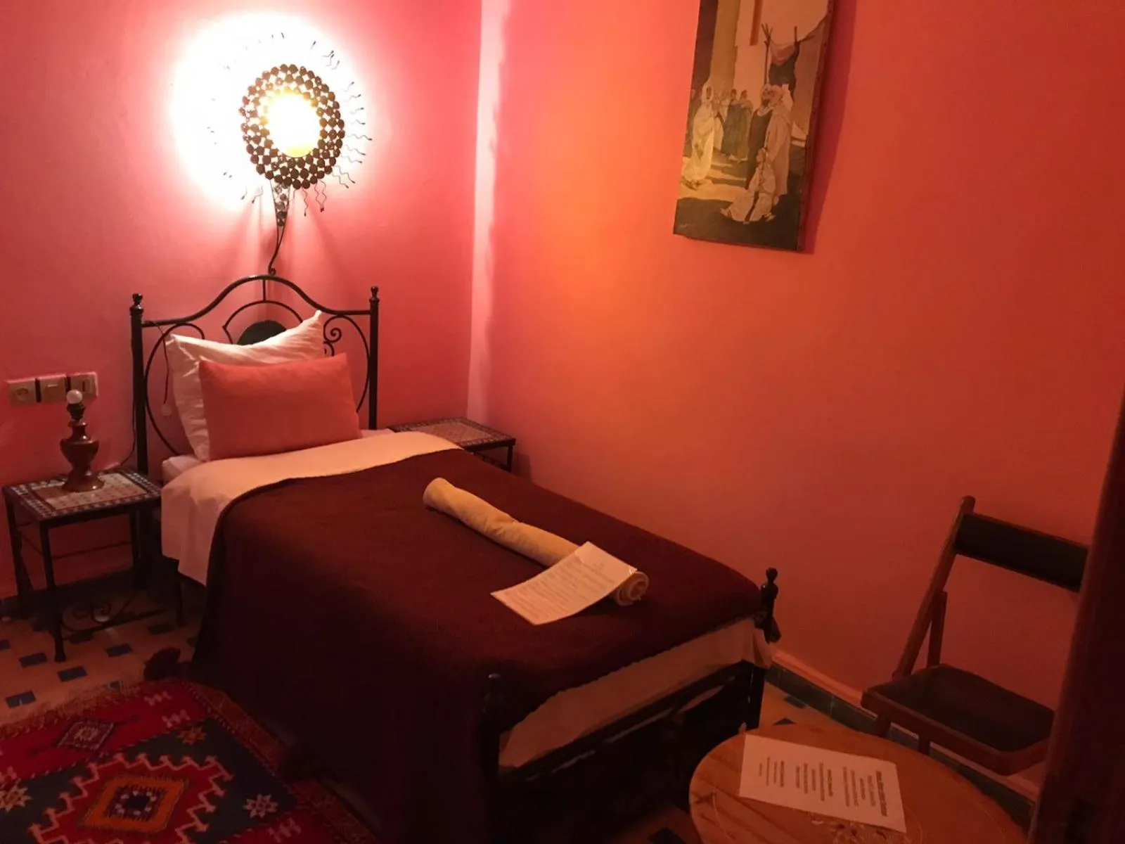 Bed in Hôtel Riad Gnaoua