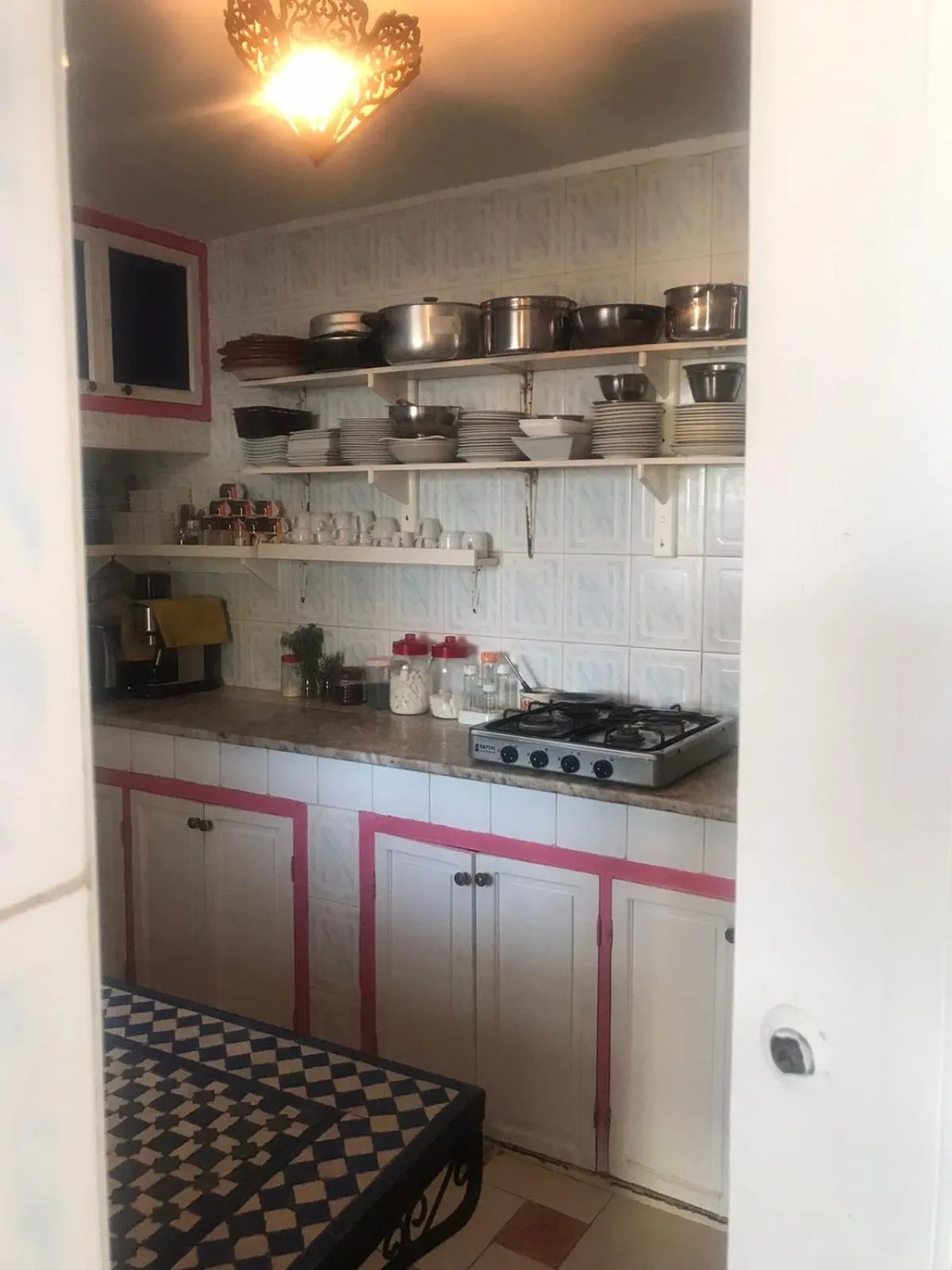 Restaurant/places to eat in Hôtel Riad Gnaoua