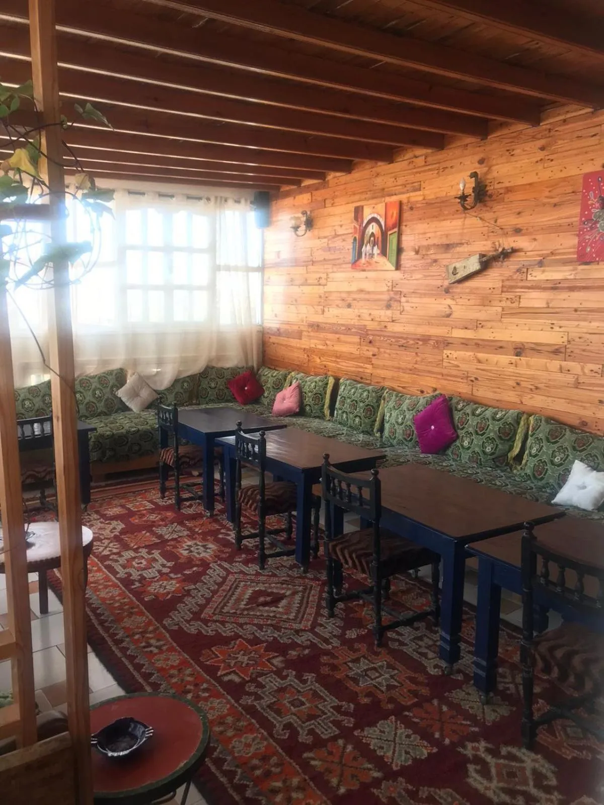 Restaurant/places to eat in Hôtel Riad Gnaoua