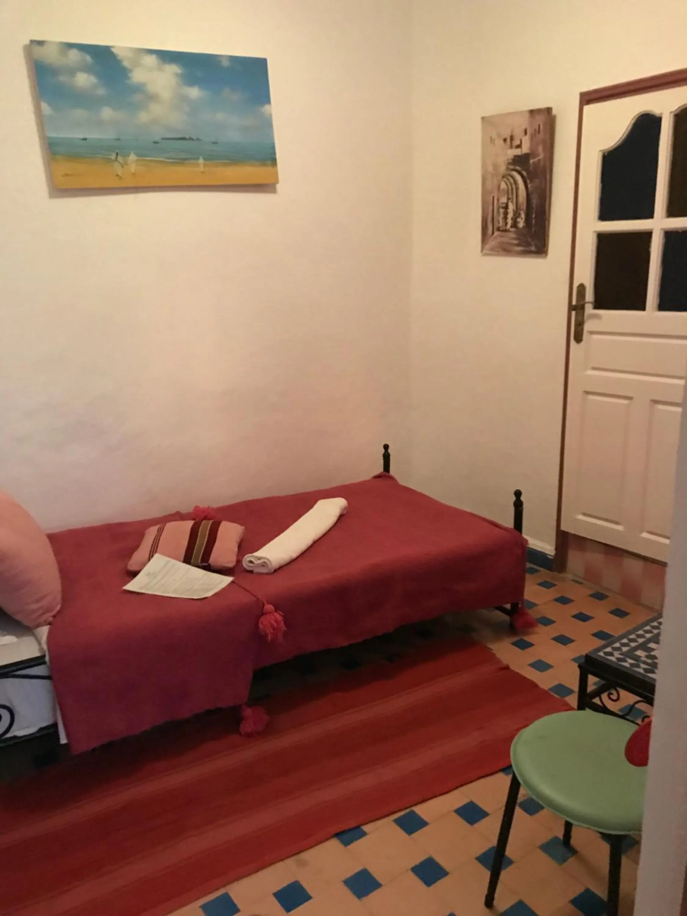 Bed in Hôtel Riad Gnaoua