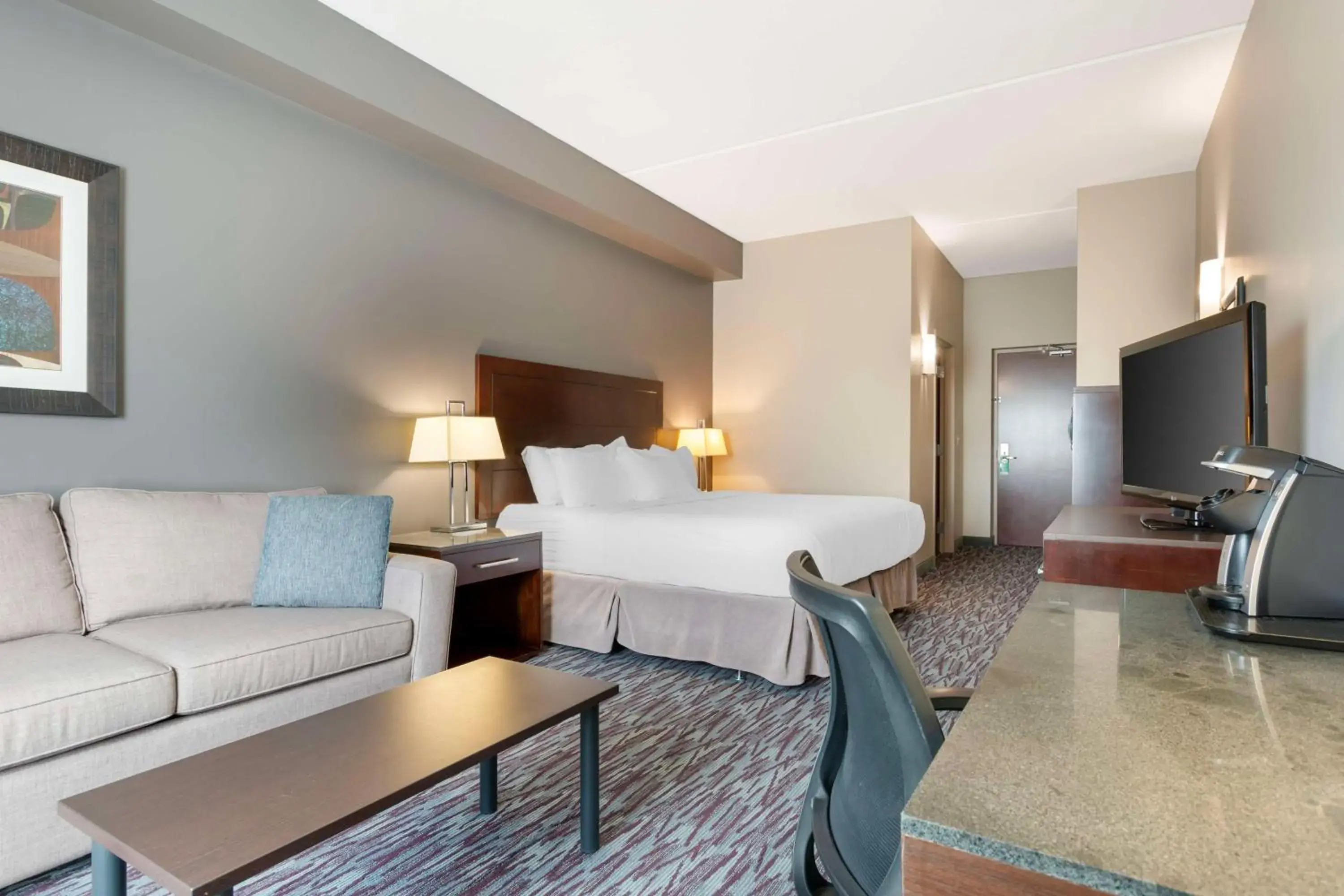 Bedroom, Bed in Best Western Plus Brandon Inn Bedroom, Bed in Best Western Plus Brandon Inn