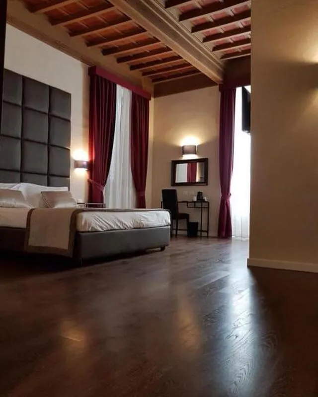 Photo of the whole room, Bed in 1suite firenze