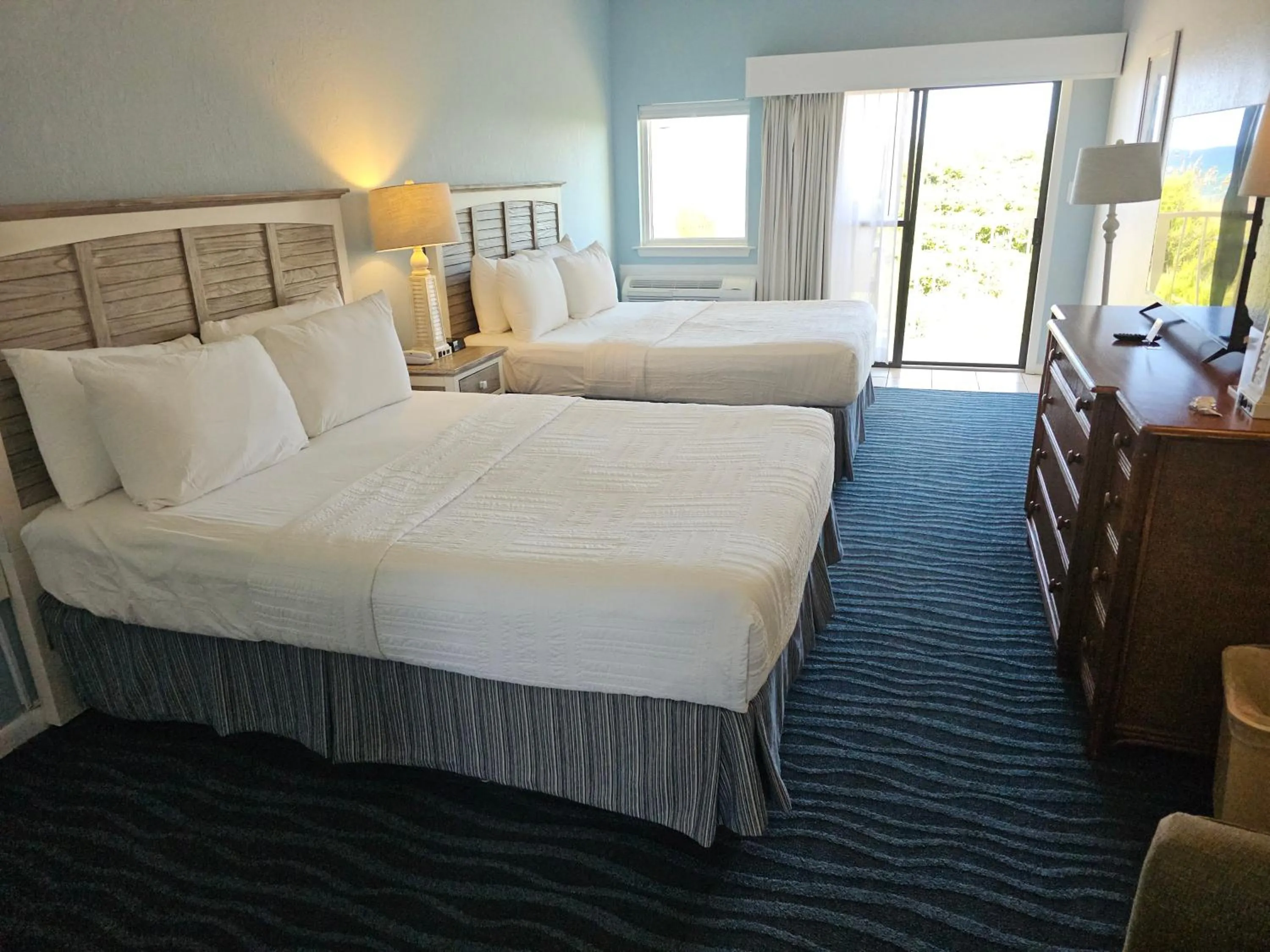 Bed in Surf Side Hotel