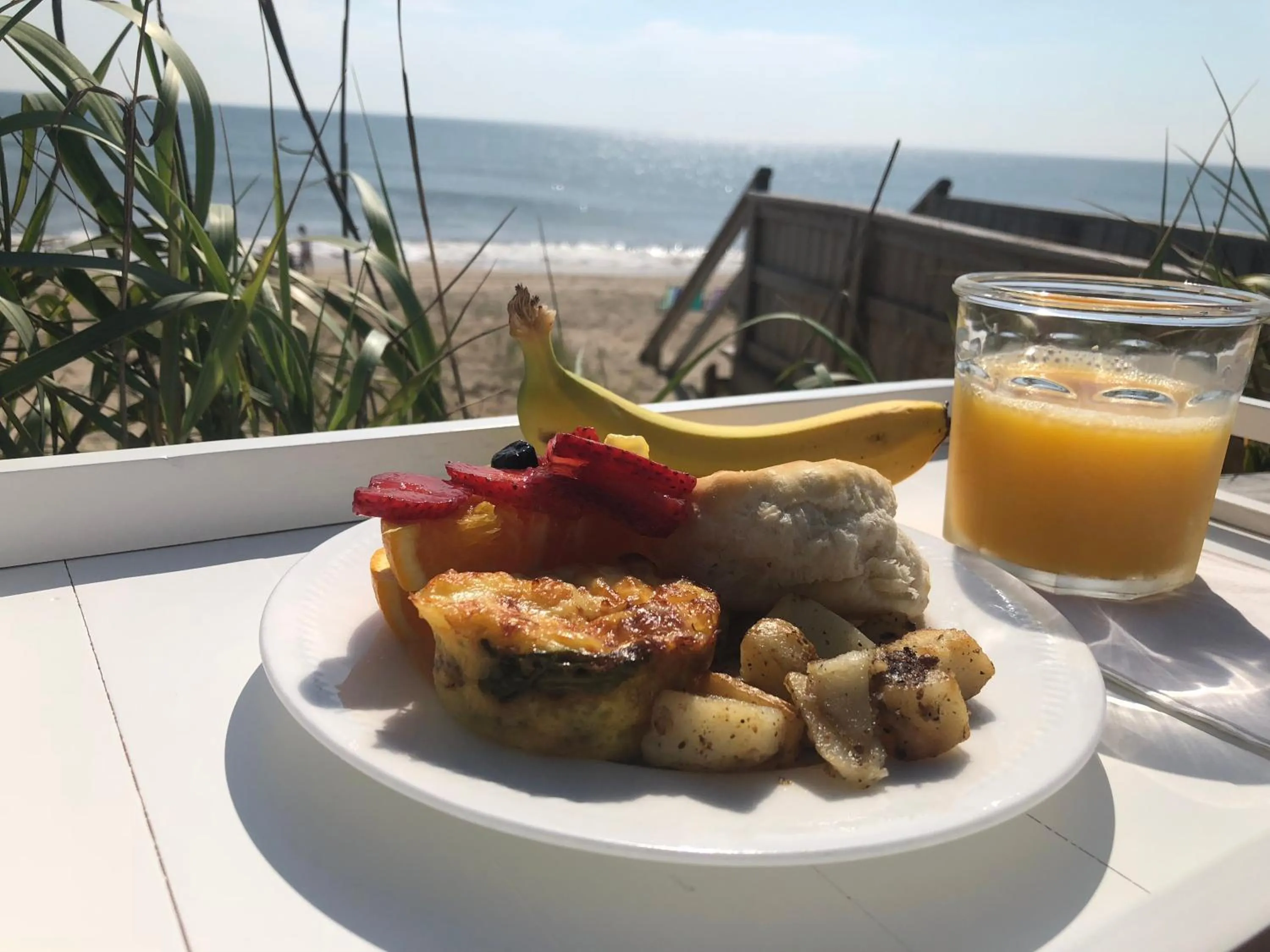 Continental breakfast in Surf Side Hotel