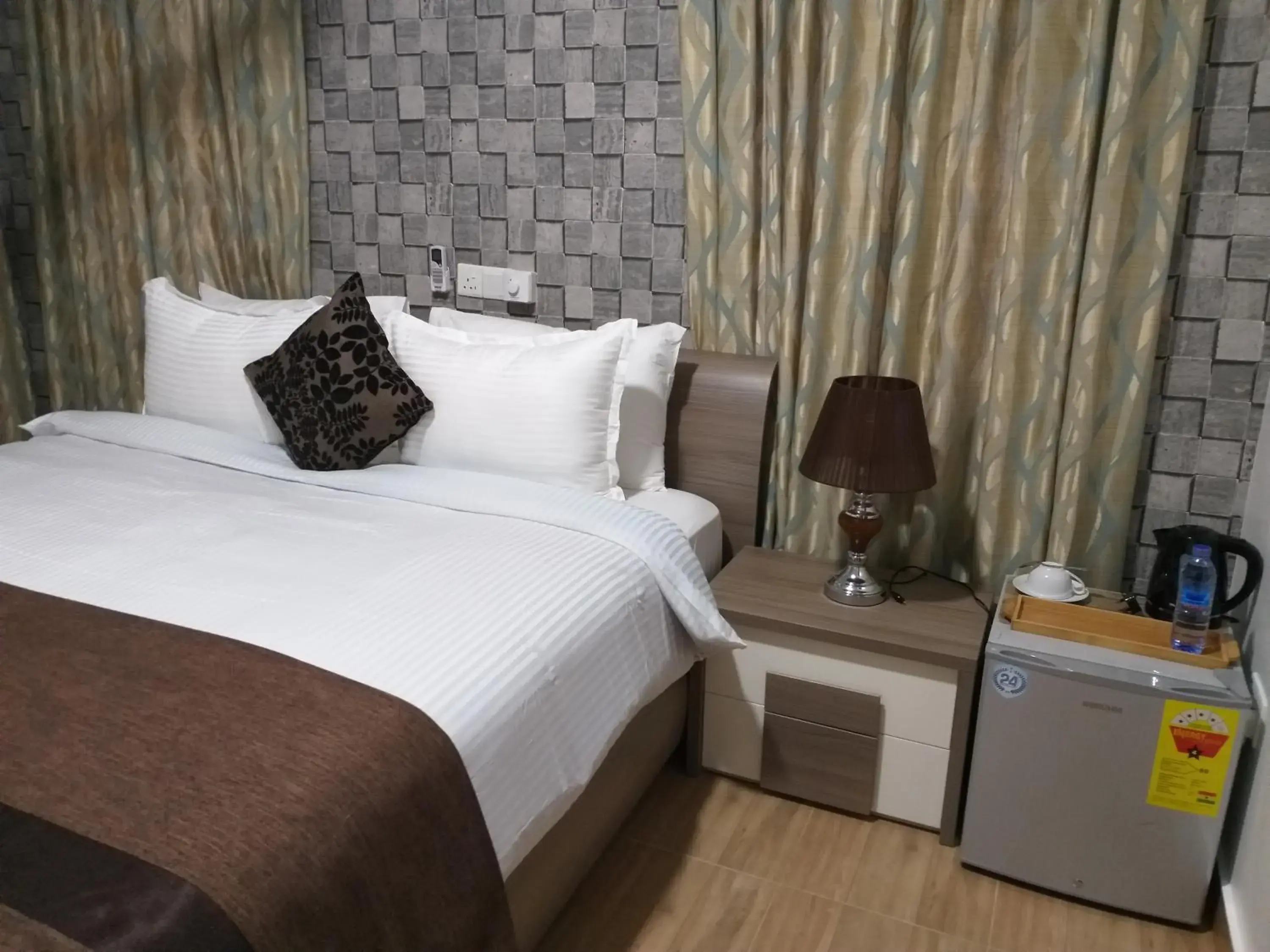 Double Room in Jeyads Lodge Double Room in Jeyads Lodge