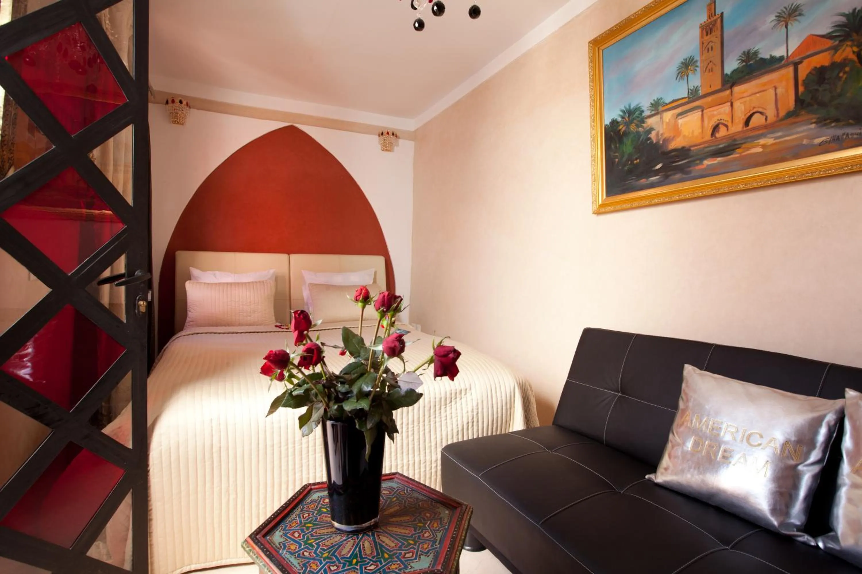 Bathroom, Bed in Riad Le Rubis