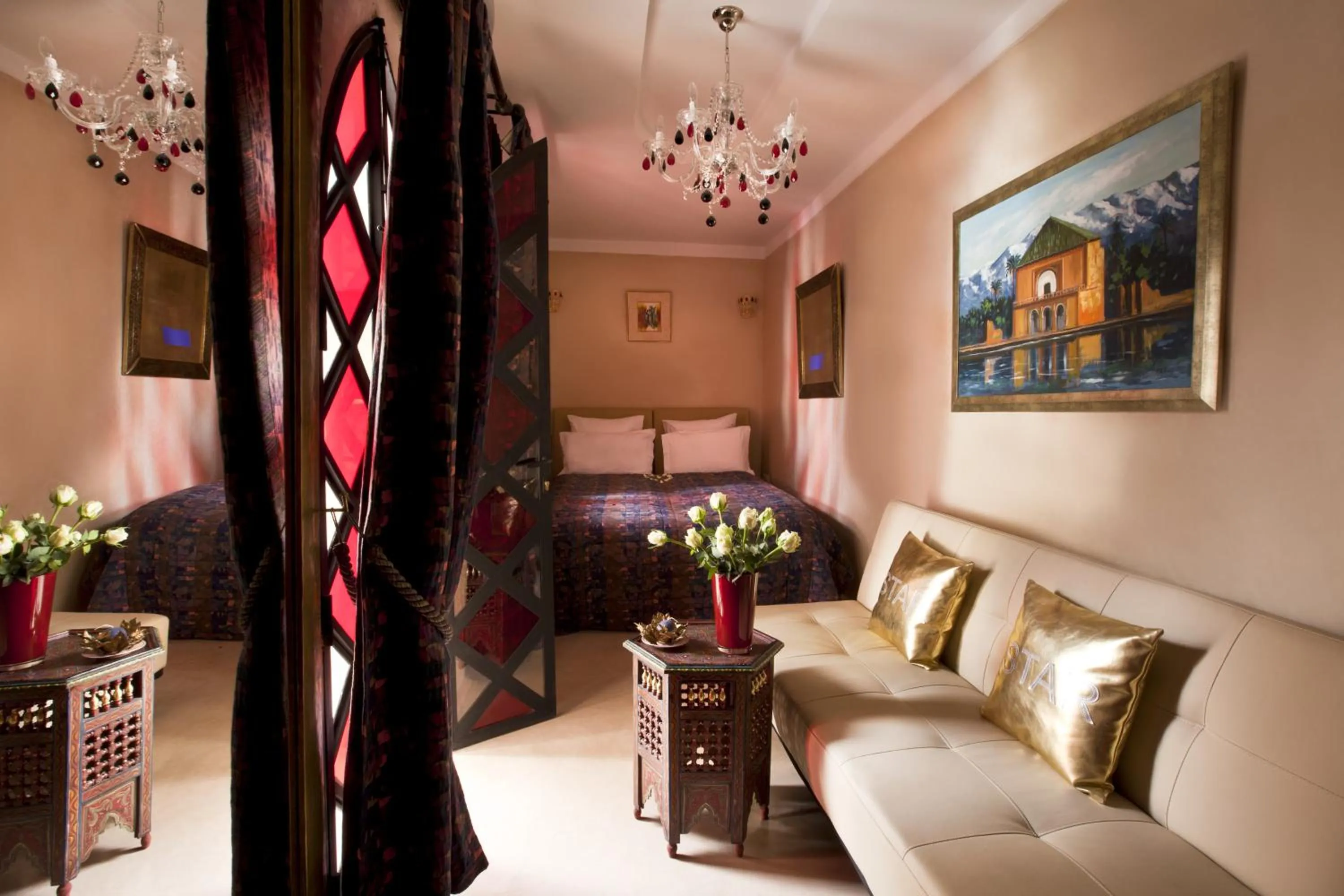 Photo of the whole room, Bed in Riad Le Rubis