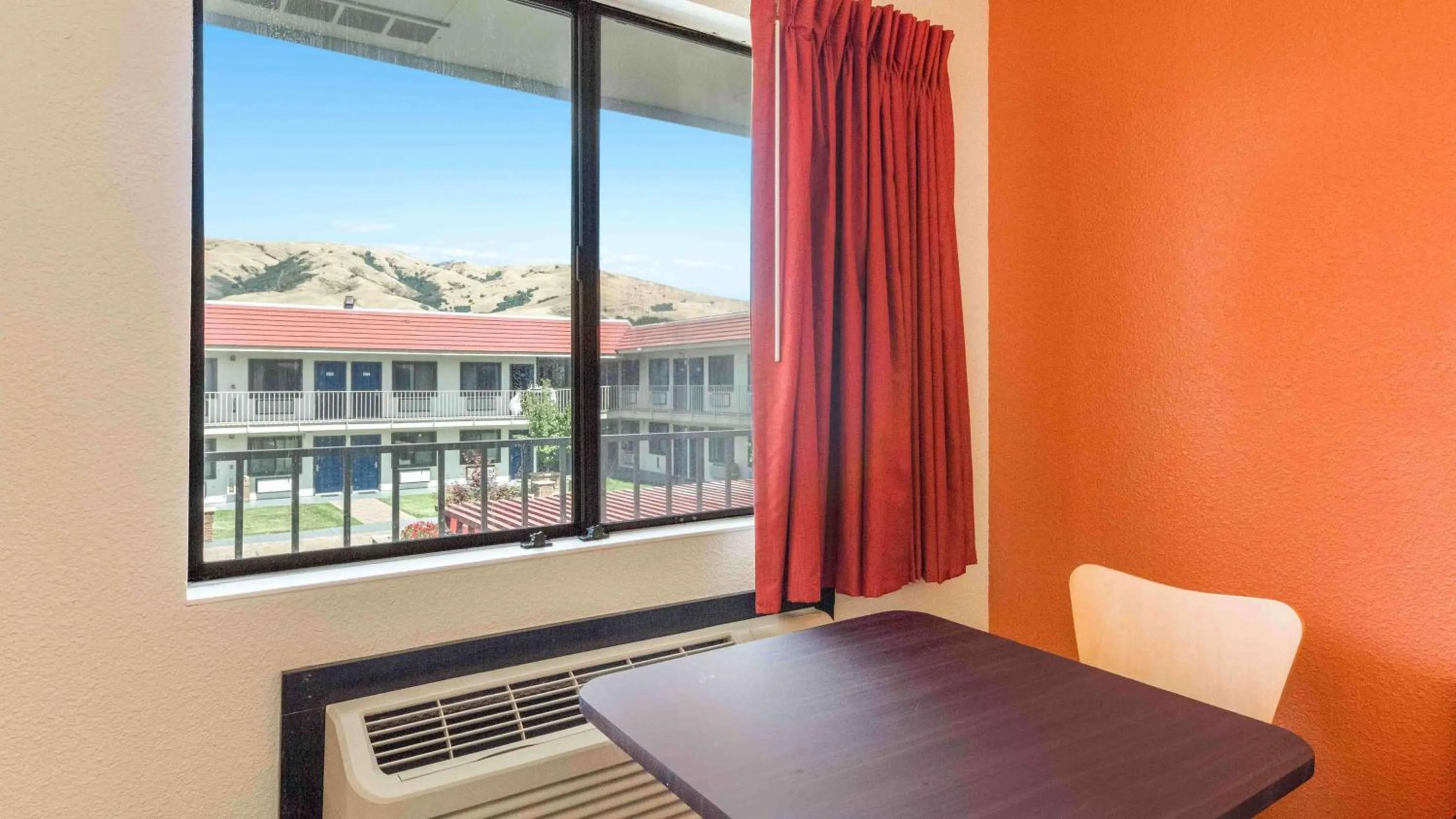 Bedroom in Motel 6-Fremont, CA - South