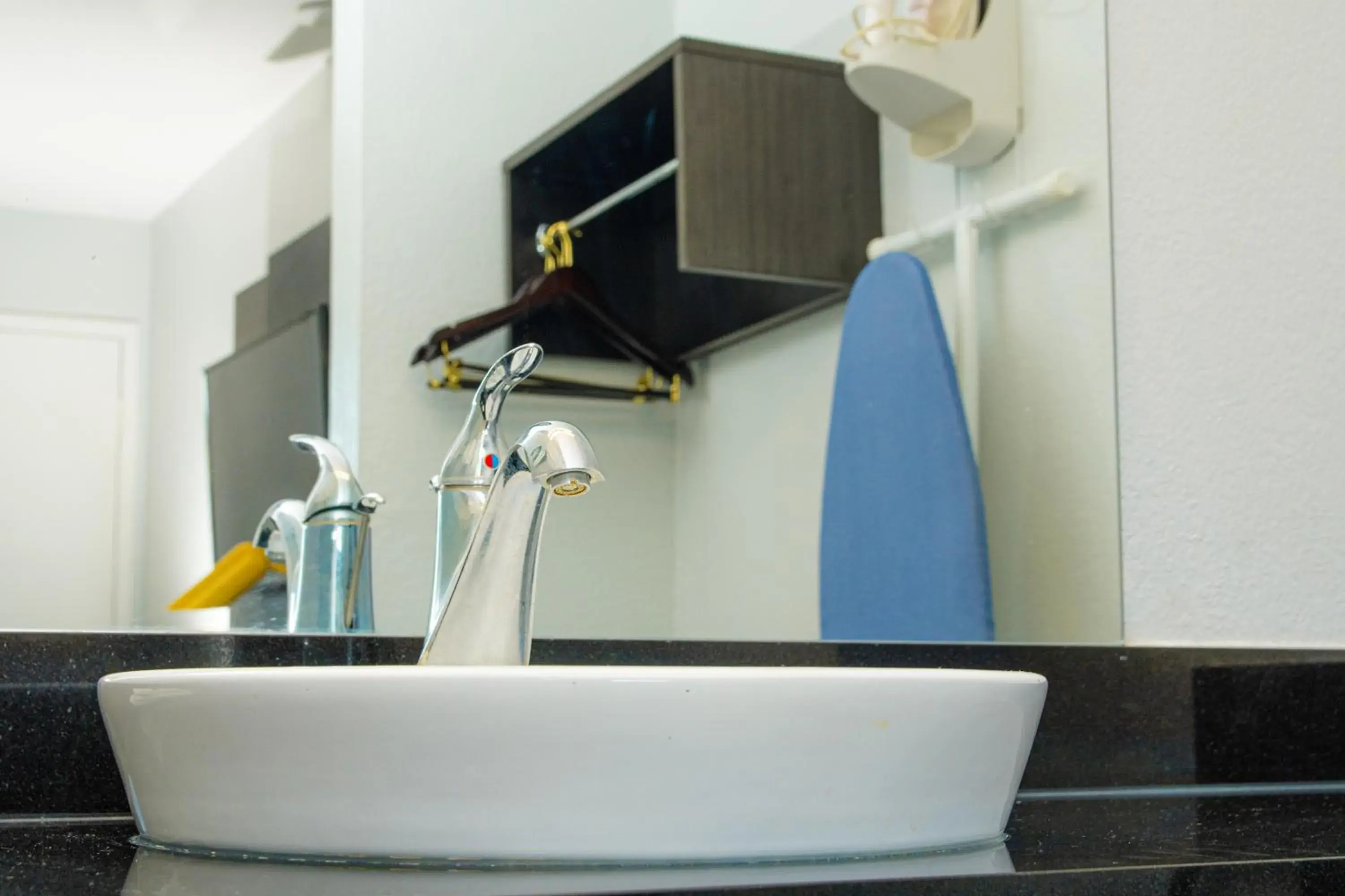 Double Room - Disability Access in Motel 6-Lantana West Palm Beach, FL Double Room - Disability Access in Motel 6-Lantana West Palm Beach, FL