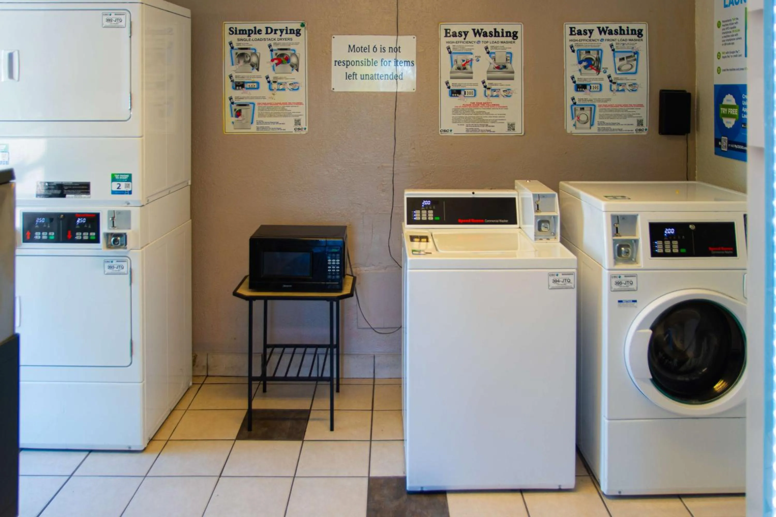 Property building in Motel 6-Lantana West Palm Beach, FL