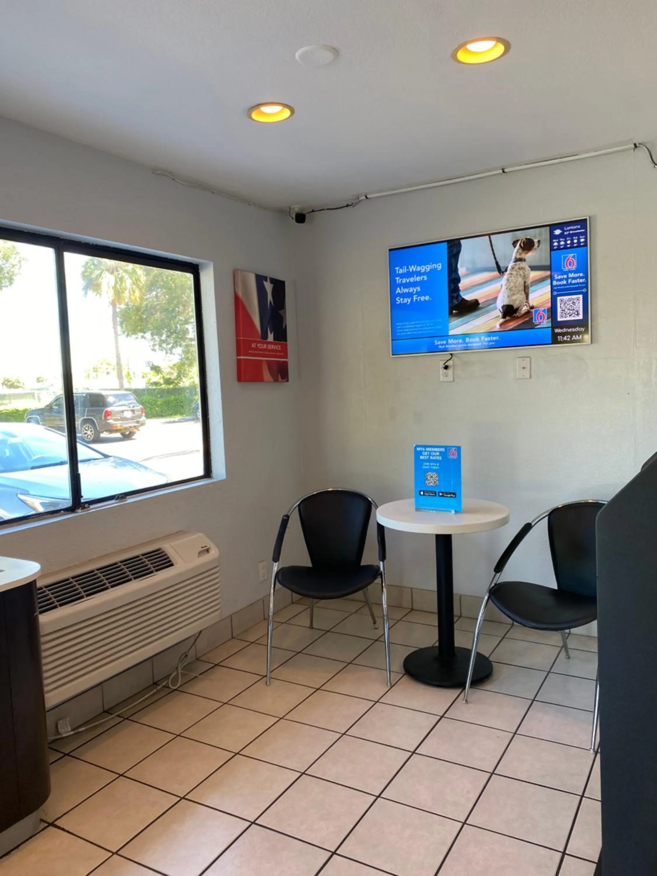 Lobby or reception in Motel 6-Lantana West Palm Beach, FL