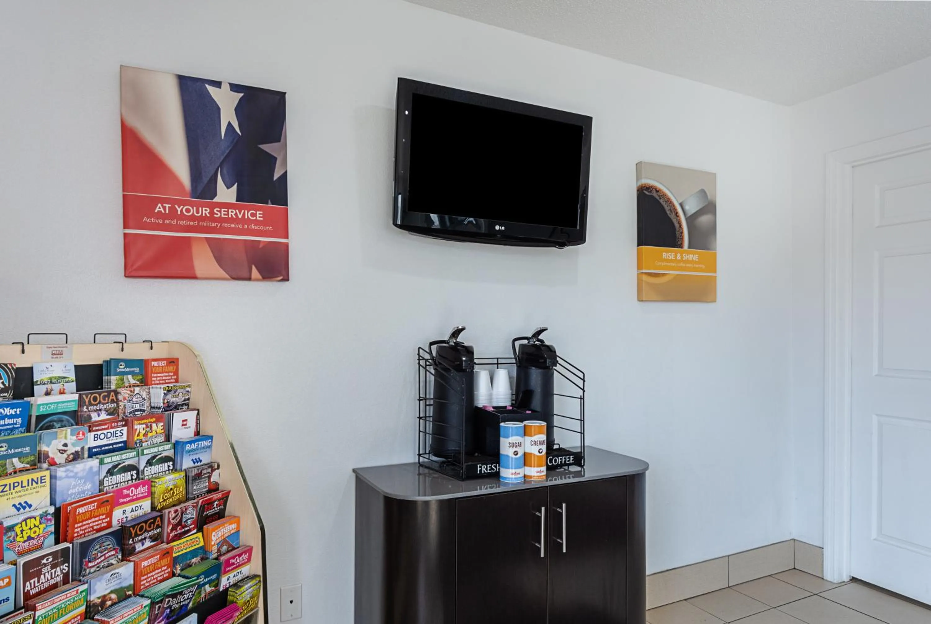 Coffee/tea facilities in Motel 6 Chattanooga, TN