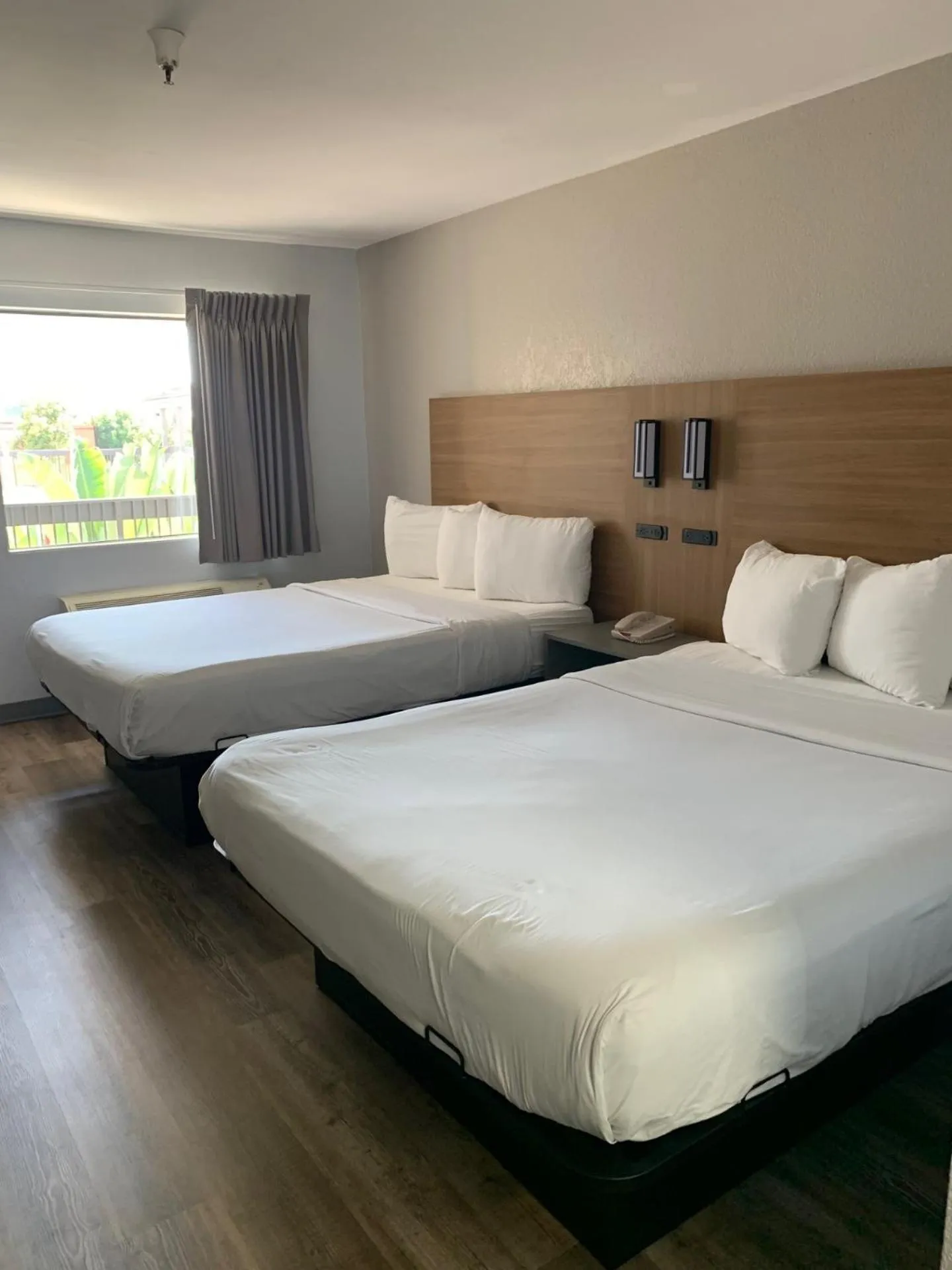 Bedroom, Bed in Motel 6-Santa Ana, CA