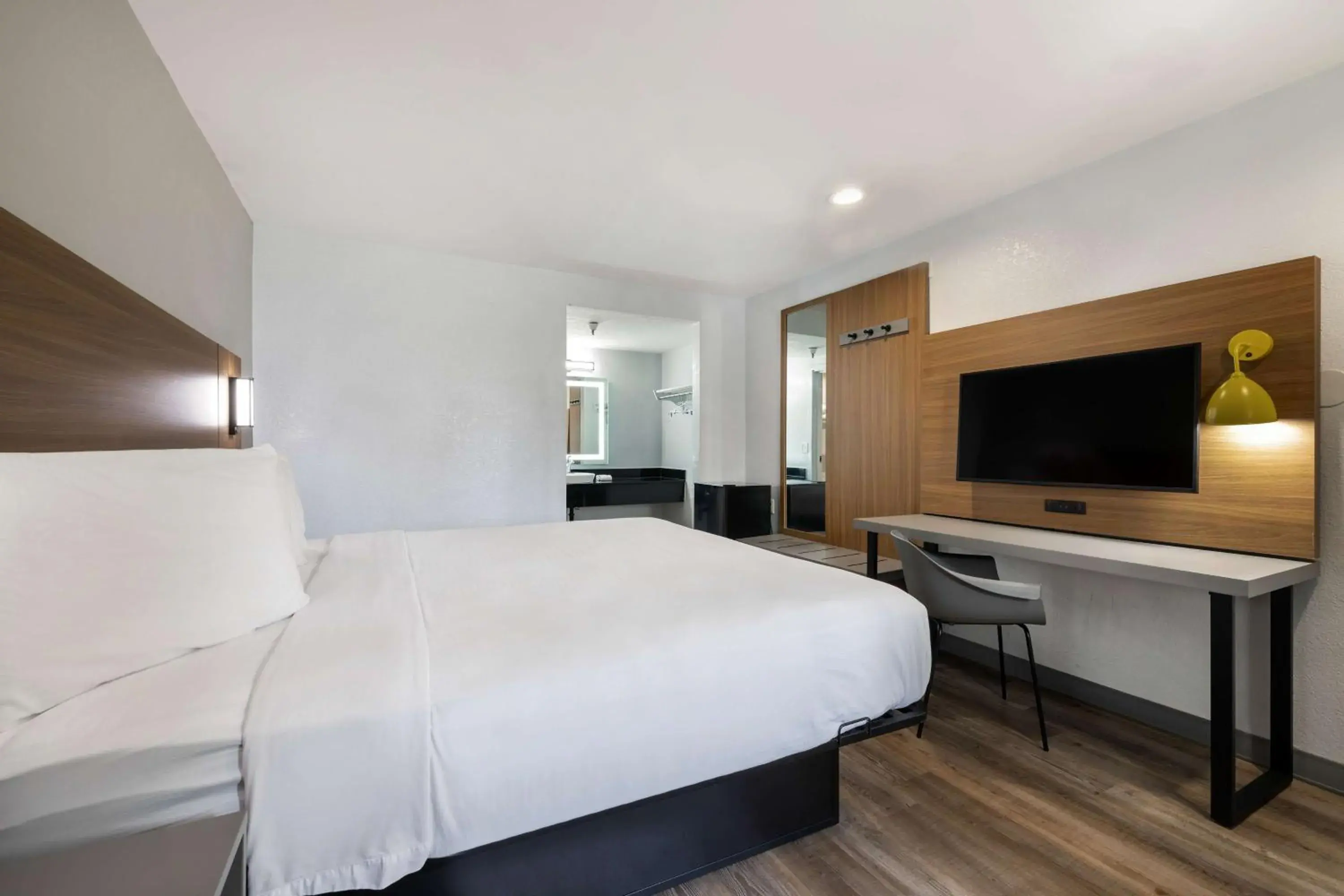 Bedroom, Bed in Motel 6-Santa Ana, CA Bedroom, Bed in Motel 6-Santa Ana, CA