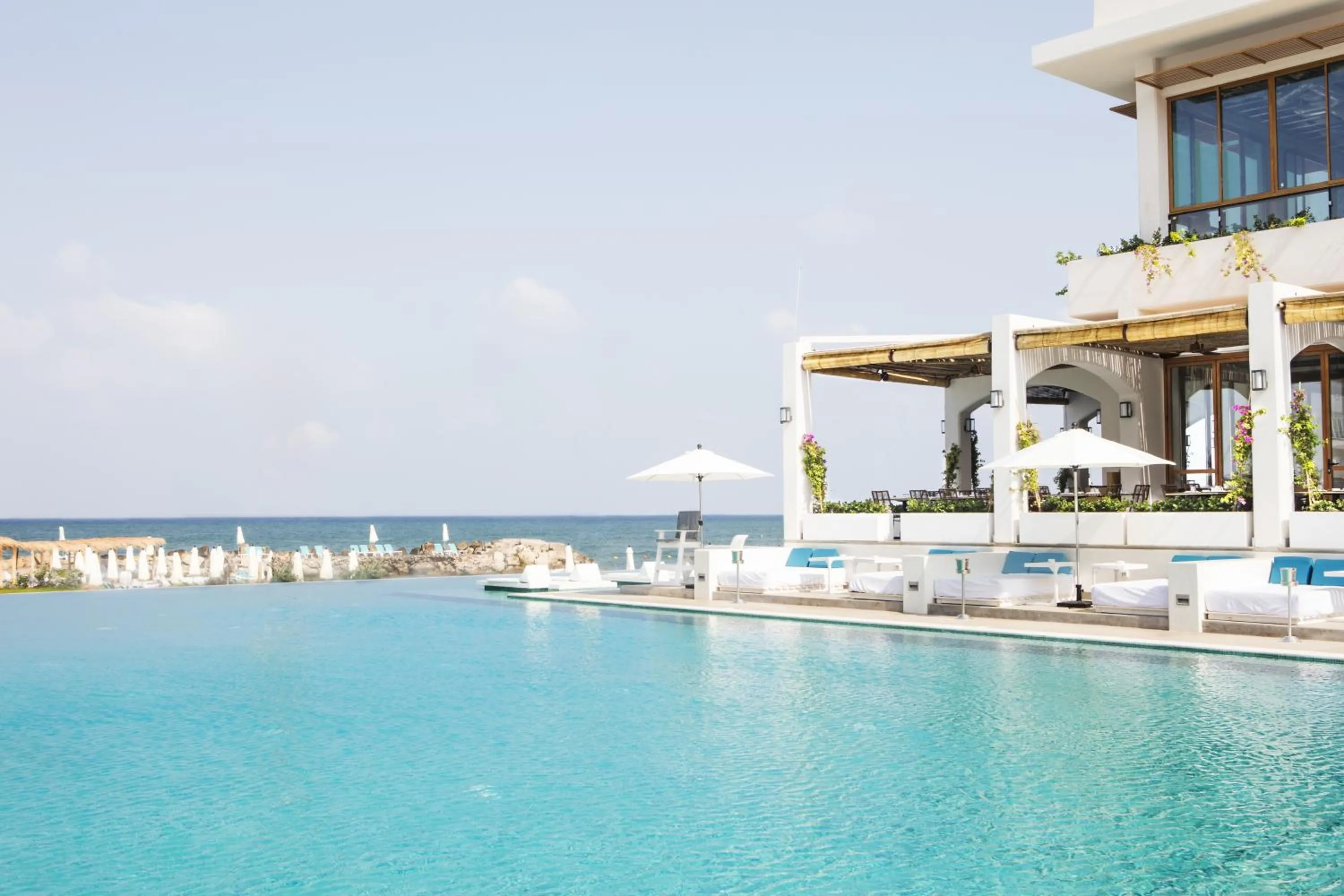 Swimming pool in La Siesta Hotel & Beach Resort