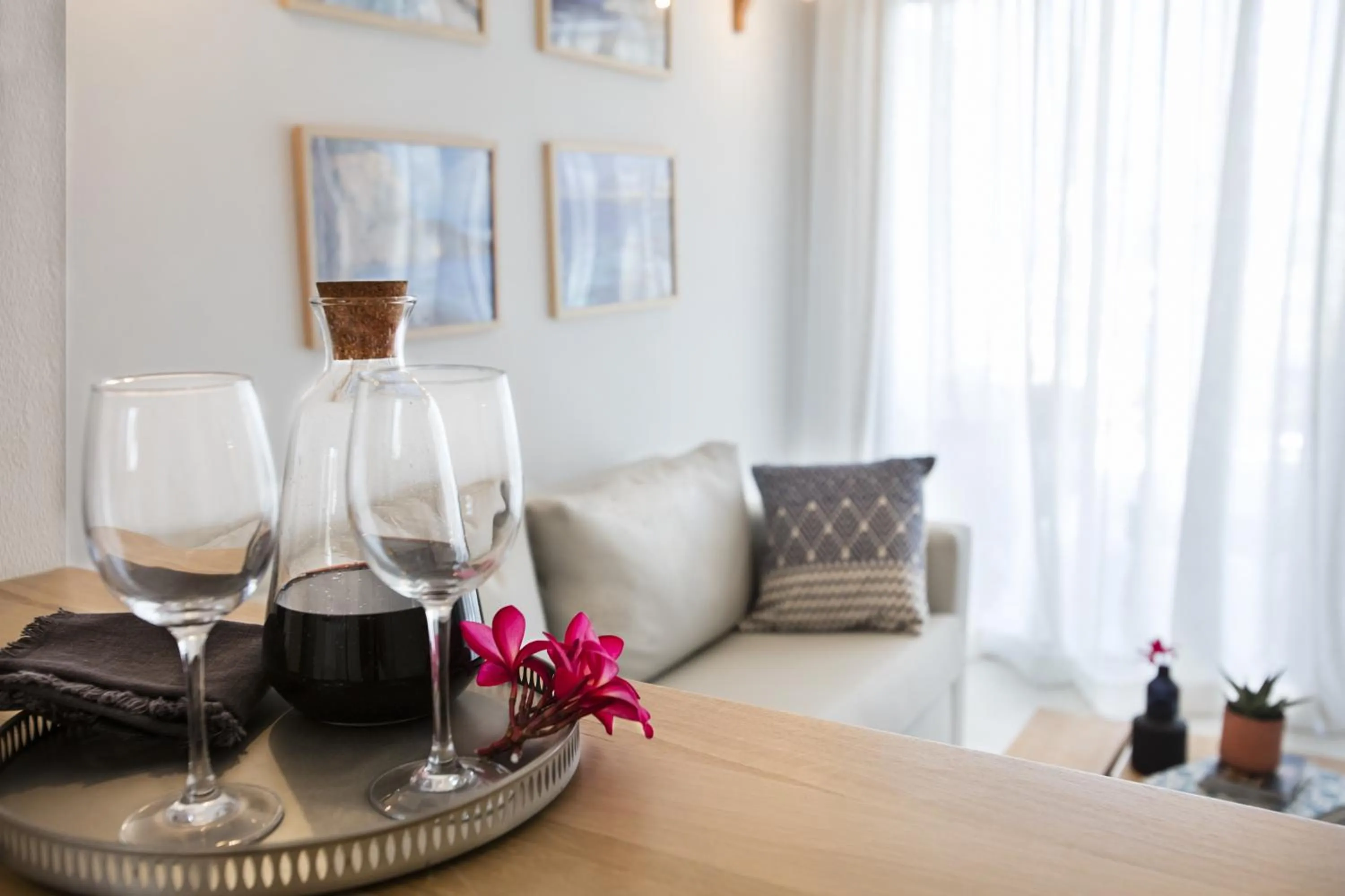 Living room in La Siesta Hotel & Beach Resort