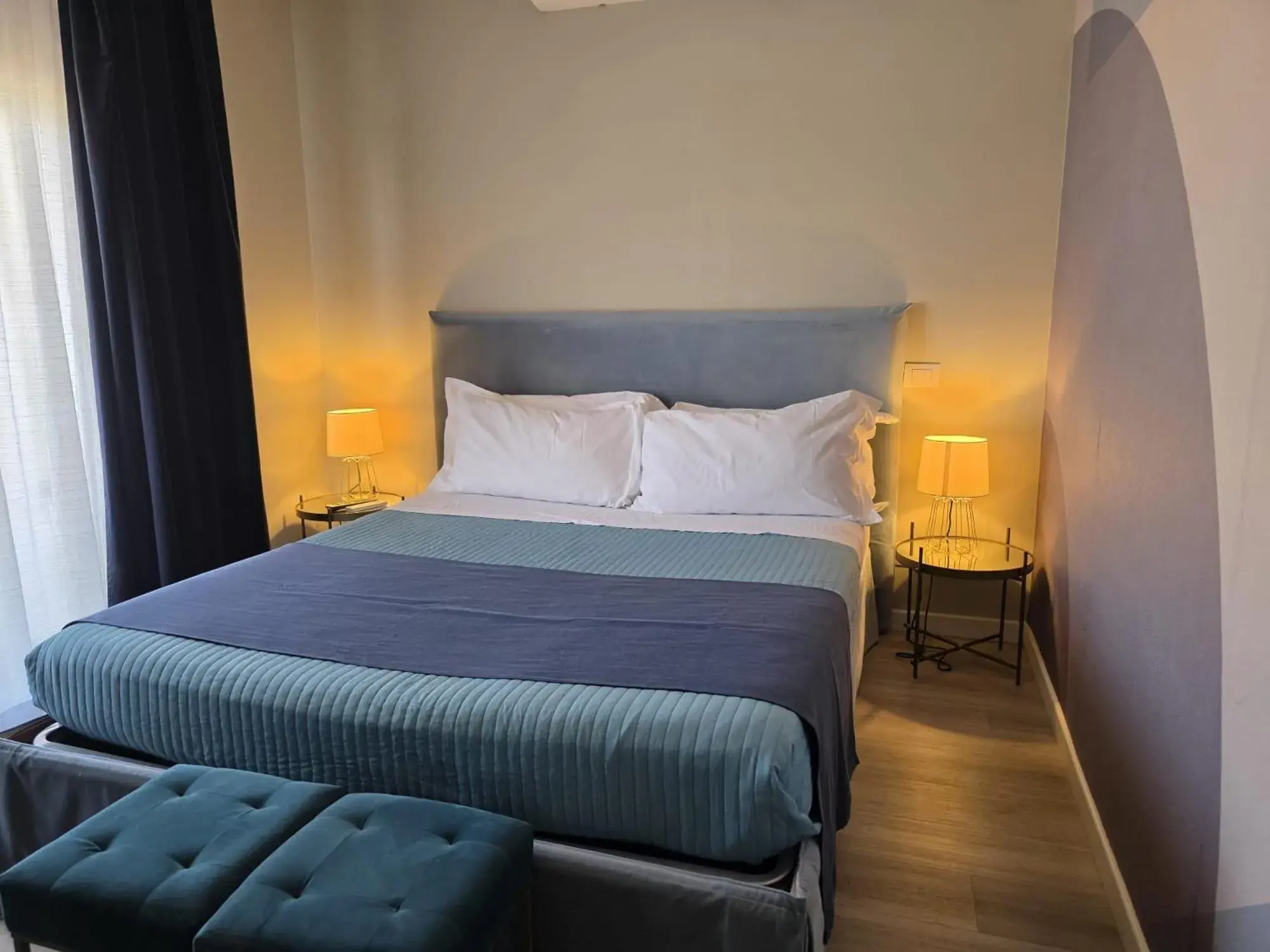 Deluxe Double Room with Balcony and Sea View in Be Your Home - Guest House Seataly Deluxe Double Room with Balcony and Sea View in Be Your Home - Guest House Seataly