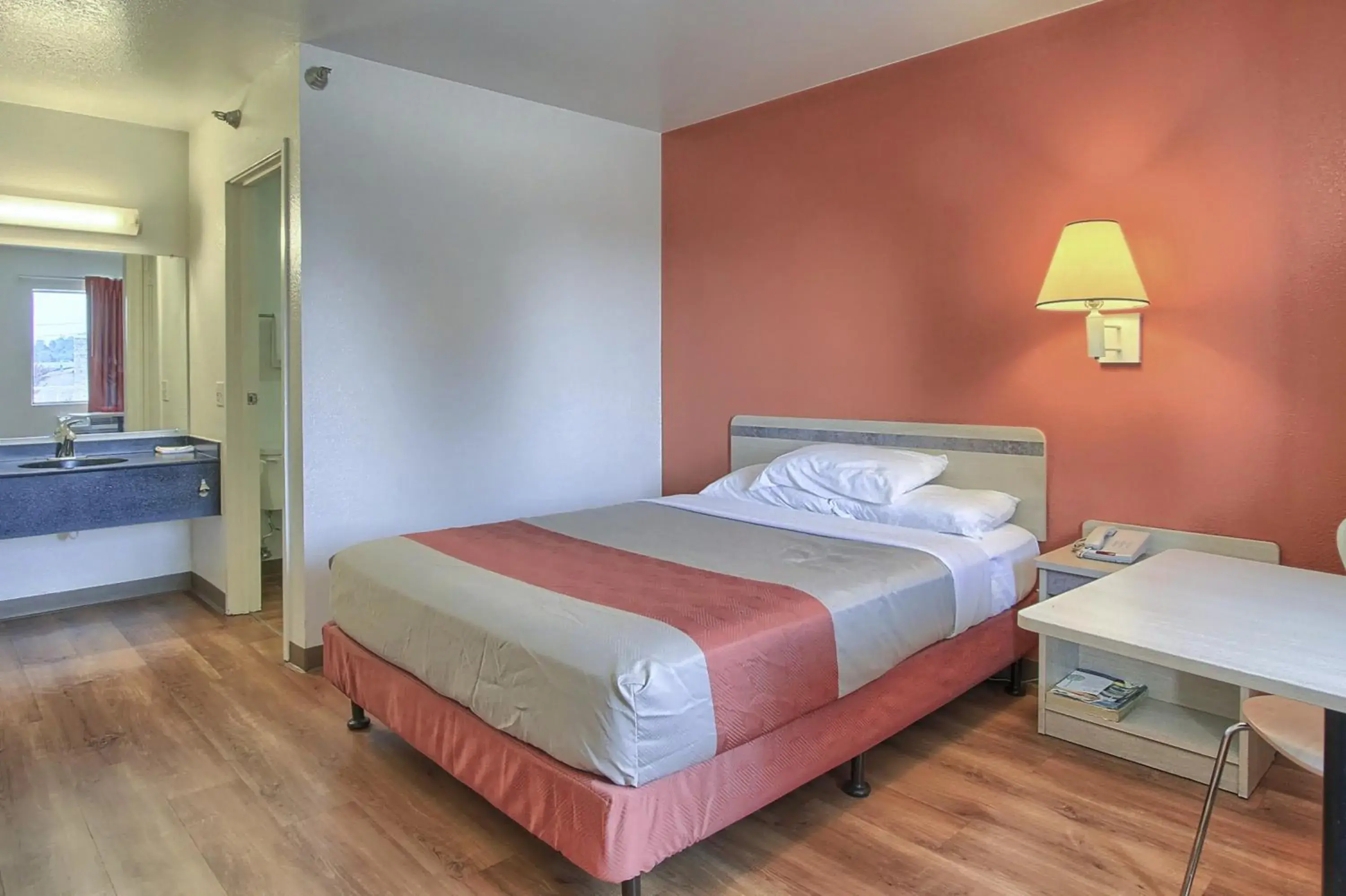 Bedroom, Bed in Motel 6-New Cumberland, PA - Harrisburg - Hershey South Bedroom, Bed in Motel 6-New Cumberland, PA - Harrisburg - Hershey South