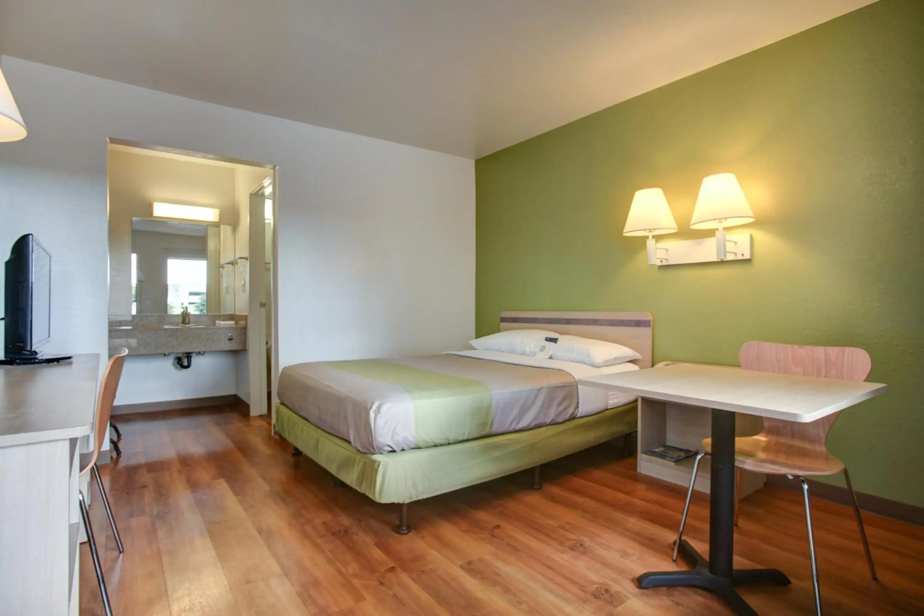 Bedroom, Bed in Motel 6-Elkton, MD Bedroom, Bed in Motel 6-Elkton, MD