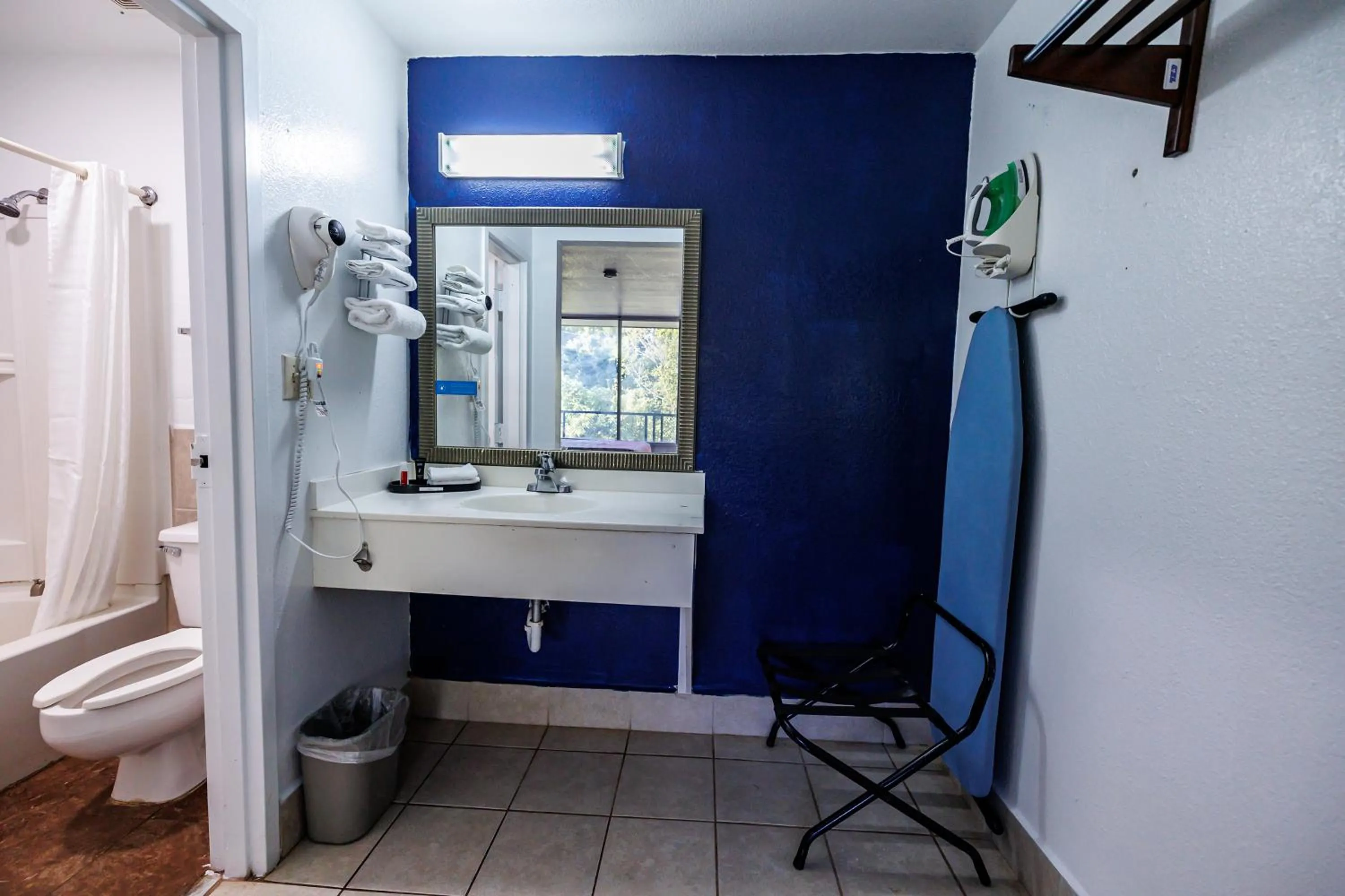 Bathroom in Budget Inn Greenville By Hotel O I-85