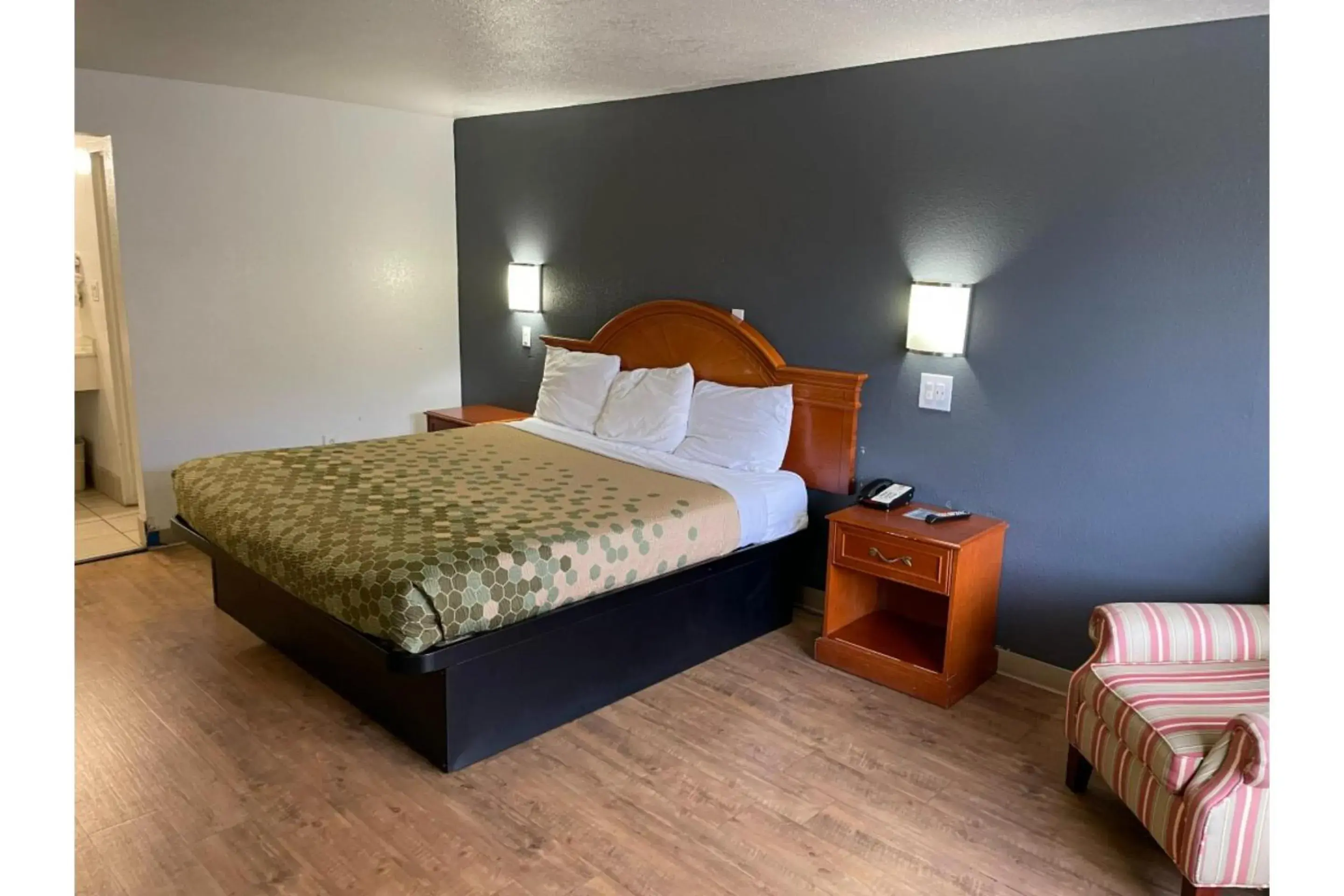 Bedroom, Bed in Budget Inn Greenville By Hotel O I-85 Bedroom, Bed in Budget Inn Greenville By Hotel O I-85
