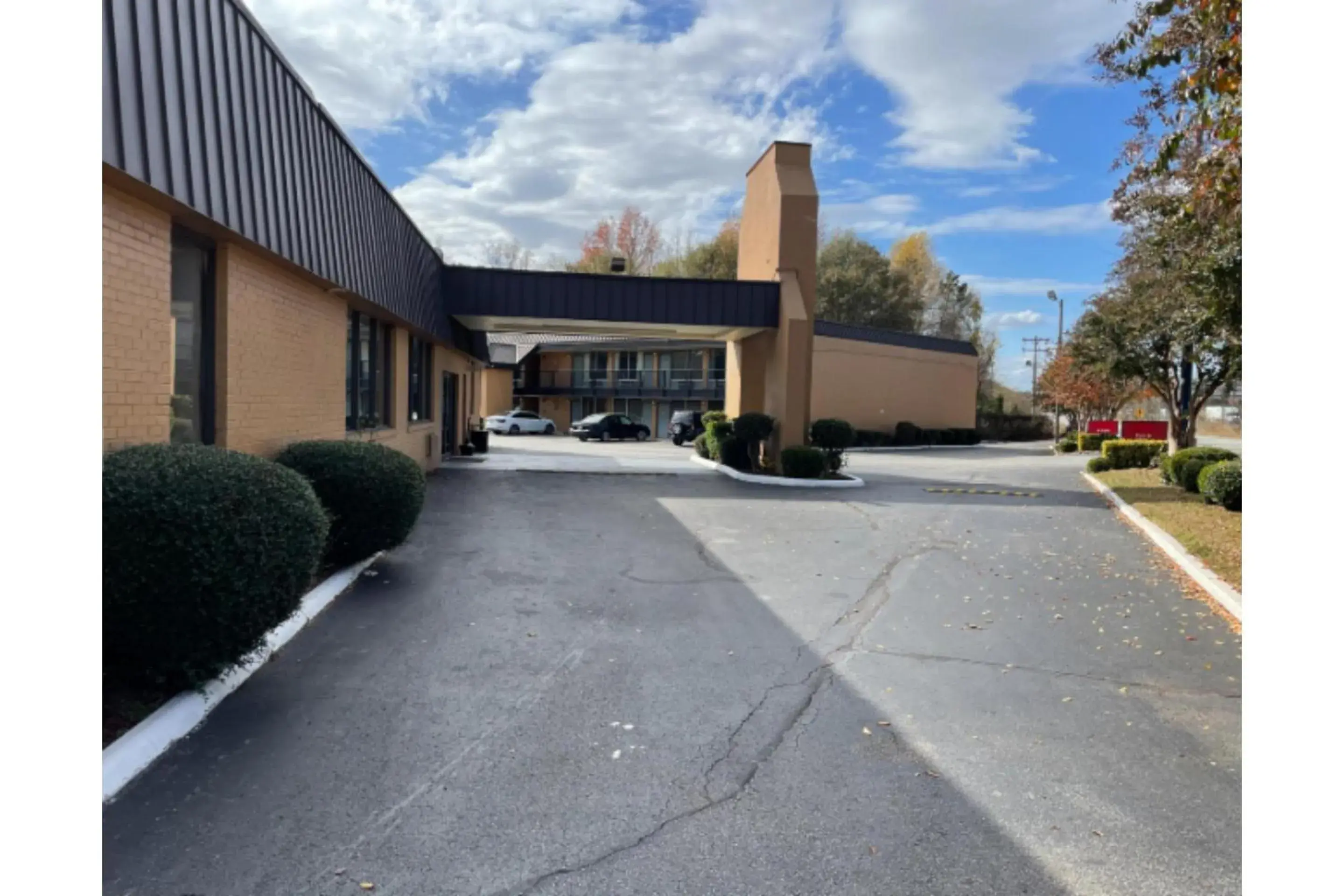 Property building in Budget Inn Greenville By Hotel O I-85 Property building in Budget Inn Greenville By Hotel O I-85