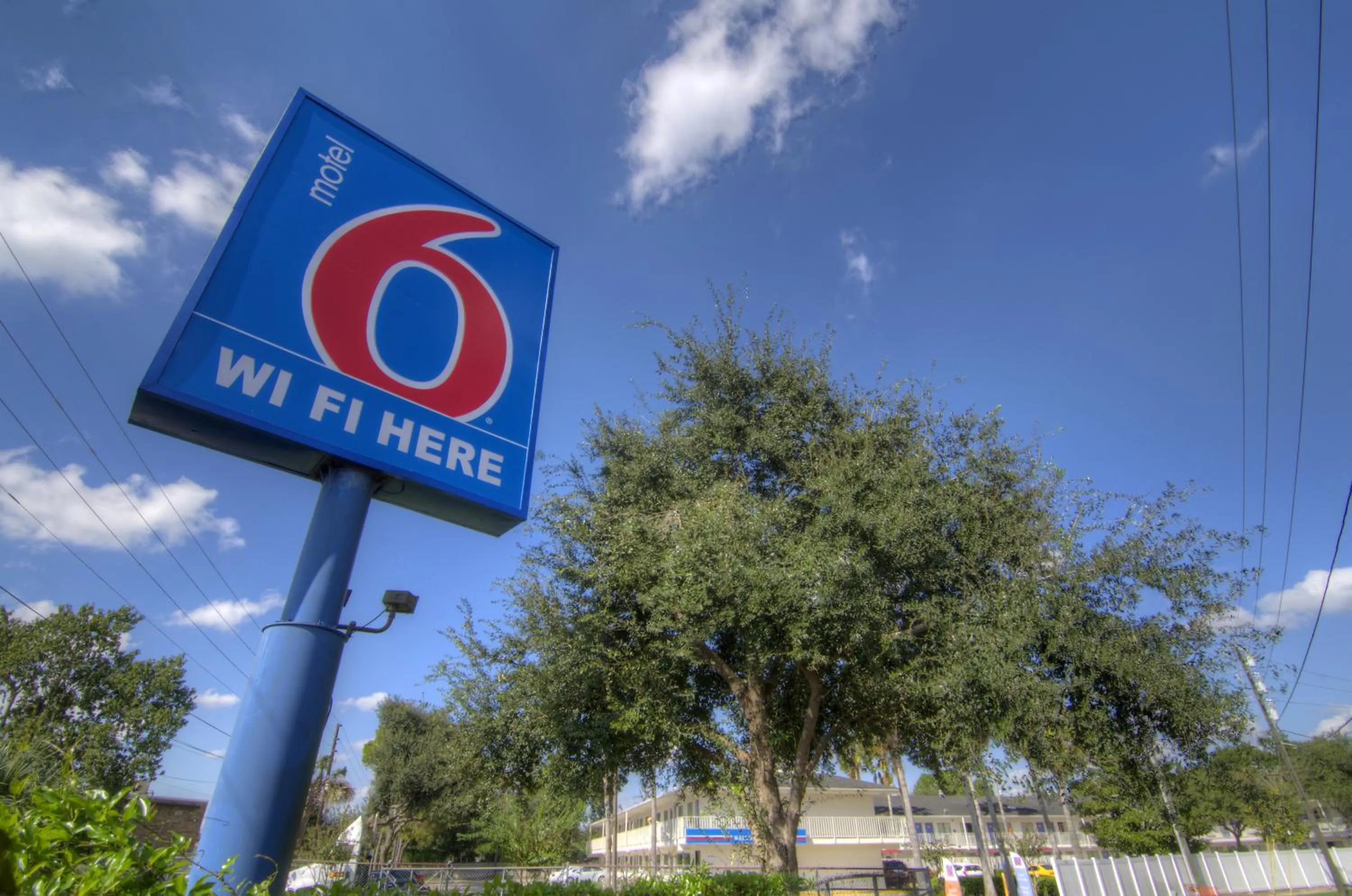Facade/entrance in Motel 6-Orlando, FL - Winter Park