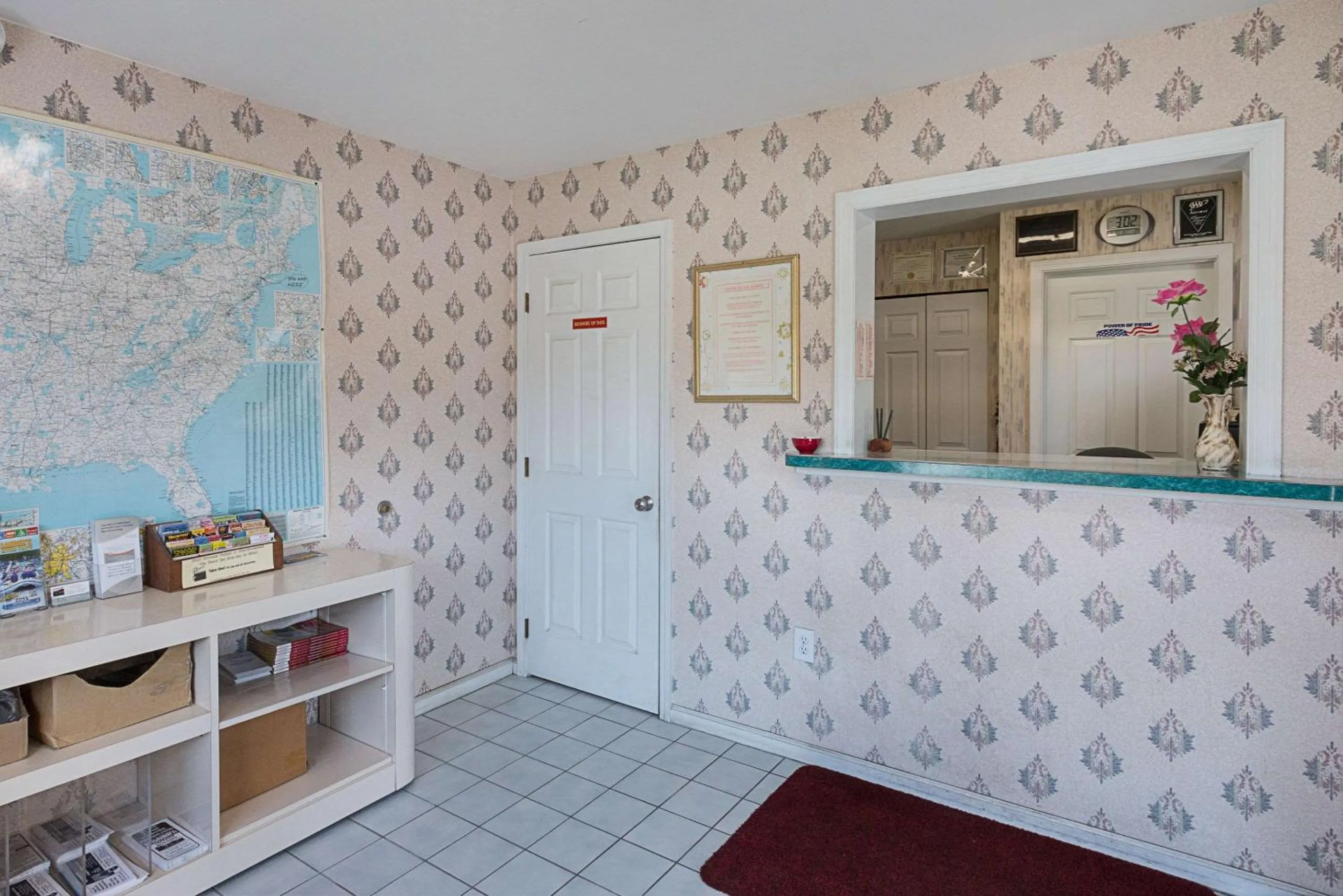 Lobby or reception in Rodeway Inn Milford - I-84