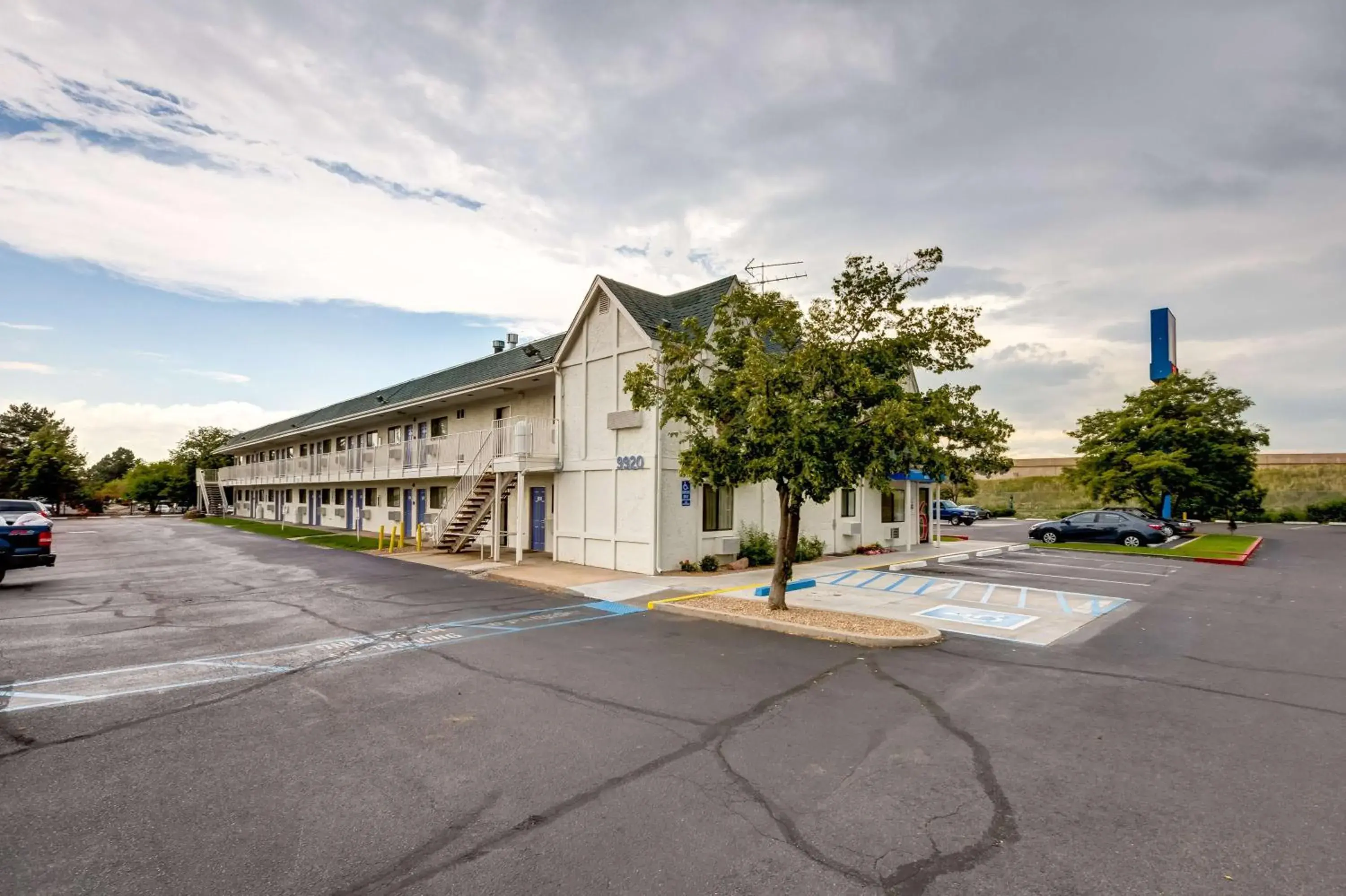 Property Building in Motel 6-Wheat Ridge, CO - West - Denver North