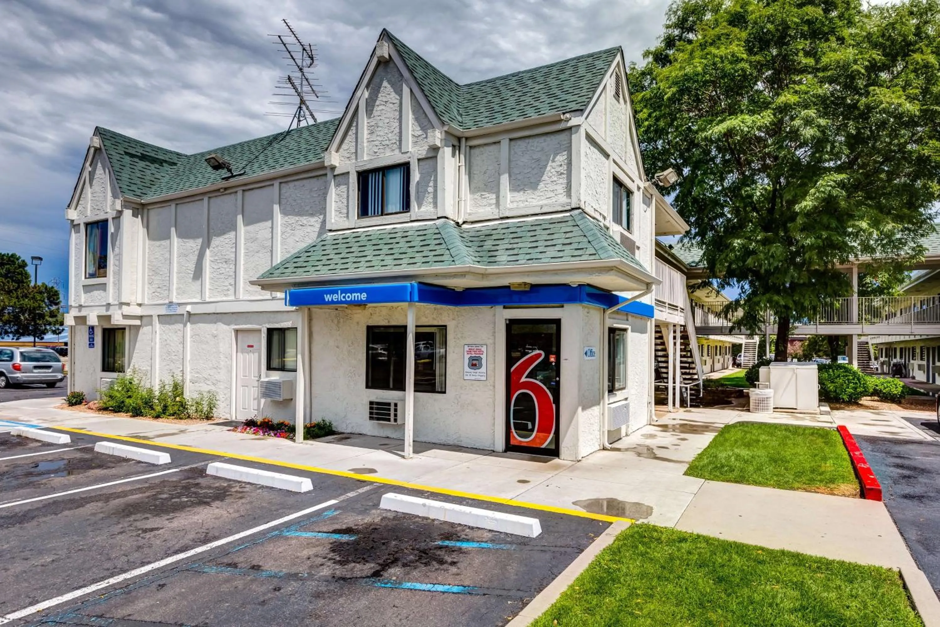 Property building in Motel 6-Wheat Ridge, CO - West - Denver North