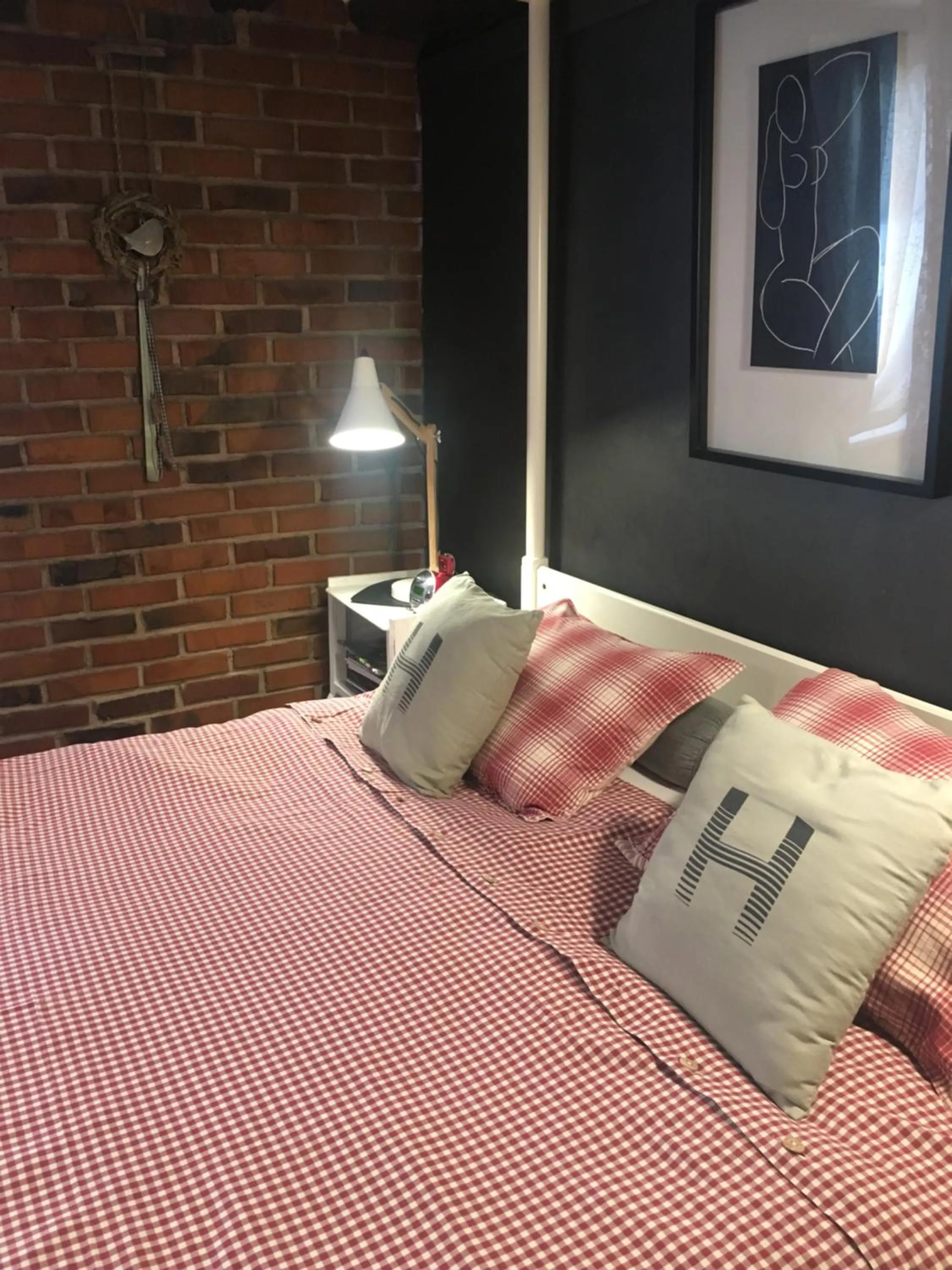 Appartement de caractère au calme 15 mins quartier historique, Gîte du Merlenchanteur