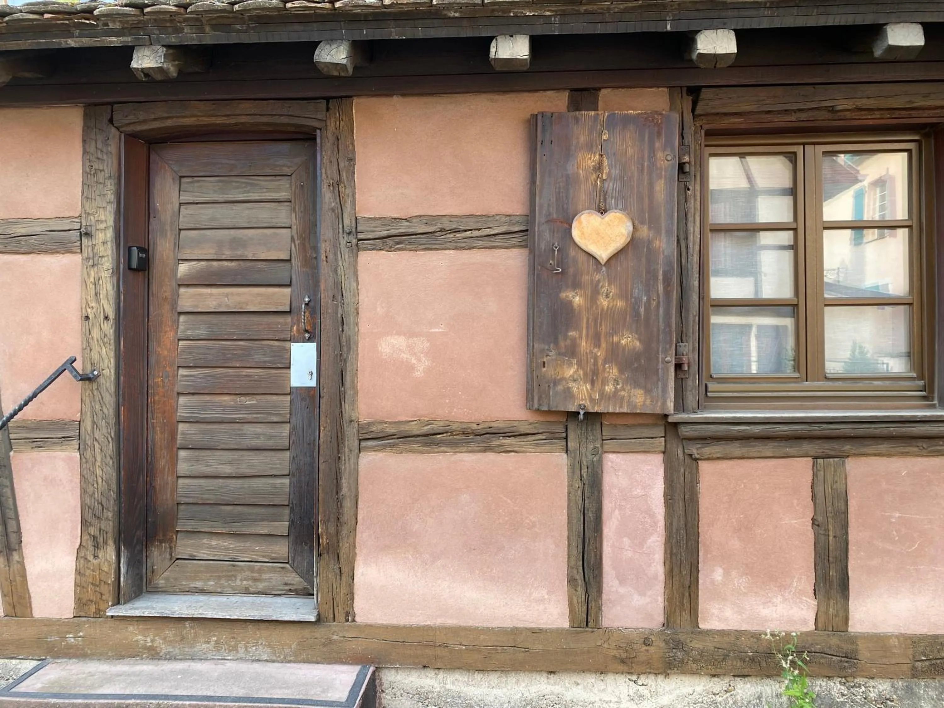 Appartement de caractère au calme 15 mins quartier historique, Gîte du Merlenchanteur