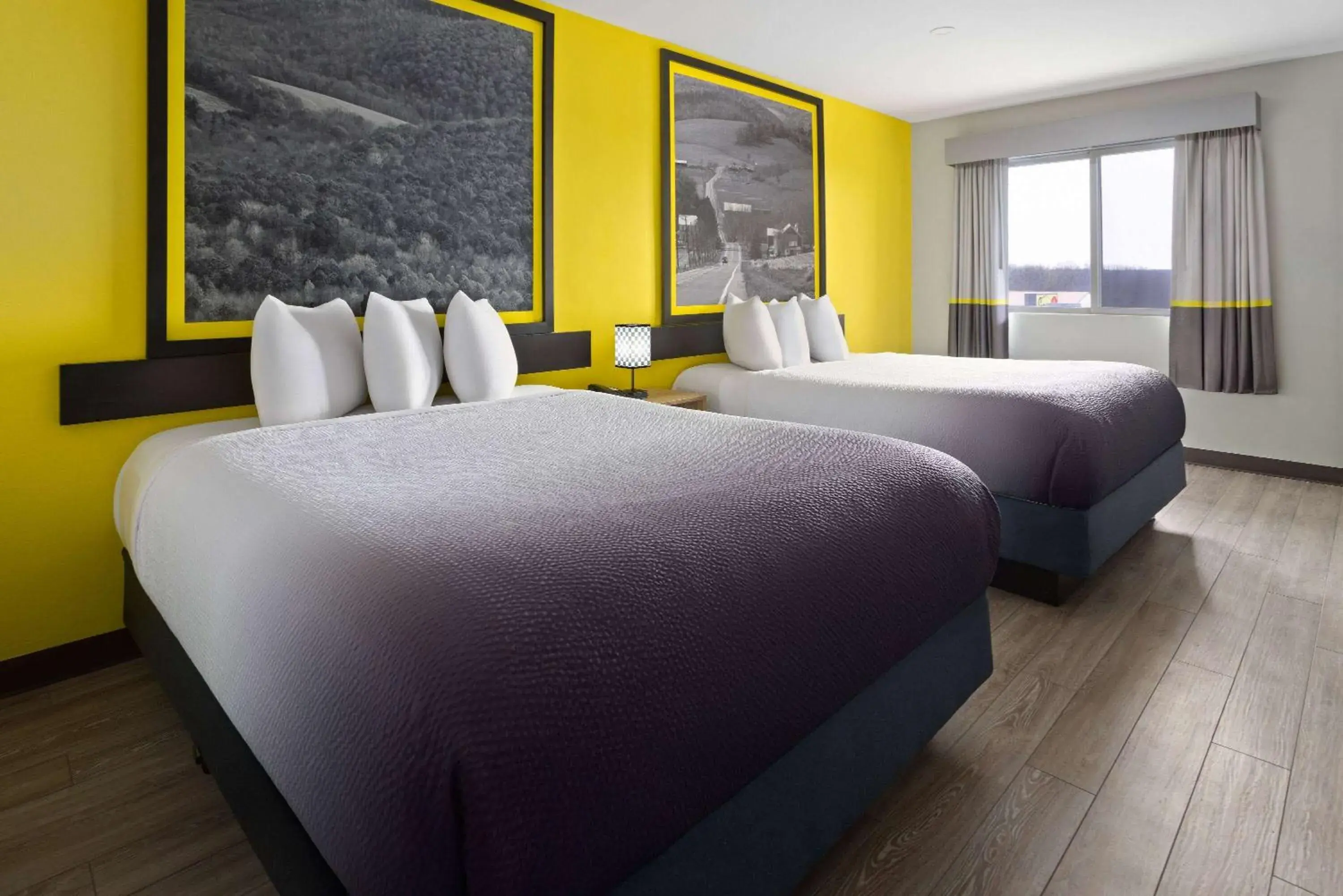 Photo of the whole room, Bed in Super 8 by Wyndham Hazleton Photo of the whole room, Bed in Super 8 by Wyndham Hazleton