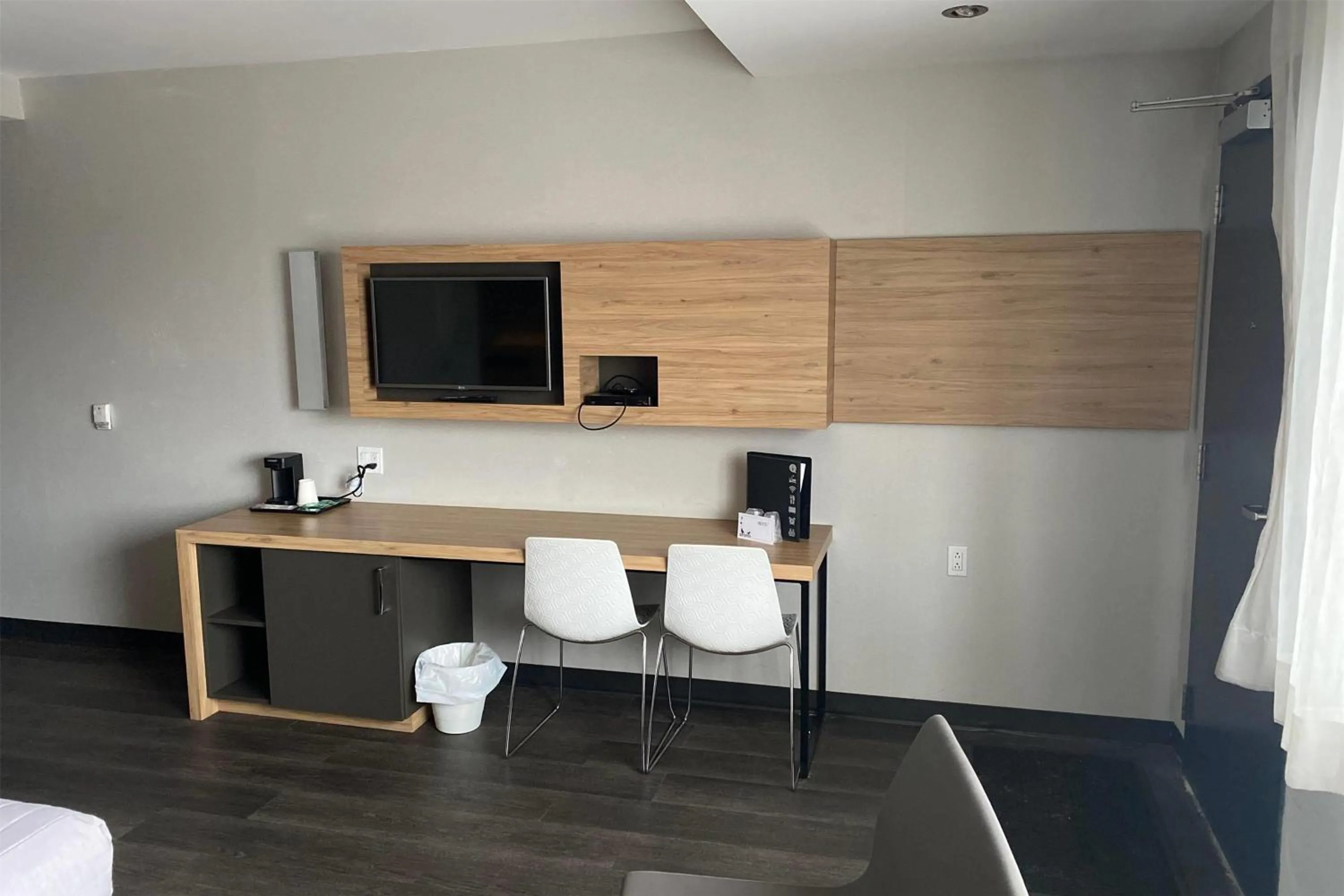 Photo of the whole room in Ramada by Wyndham Laval