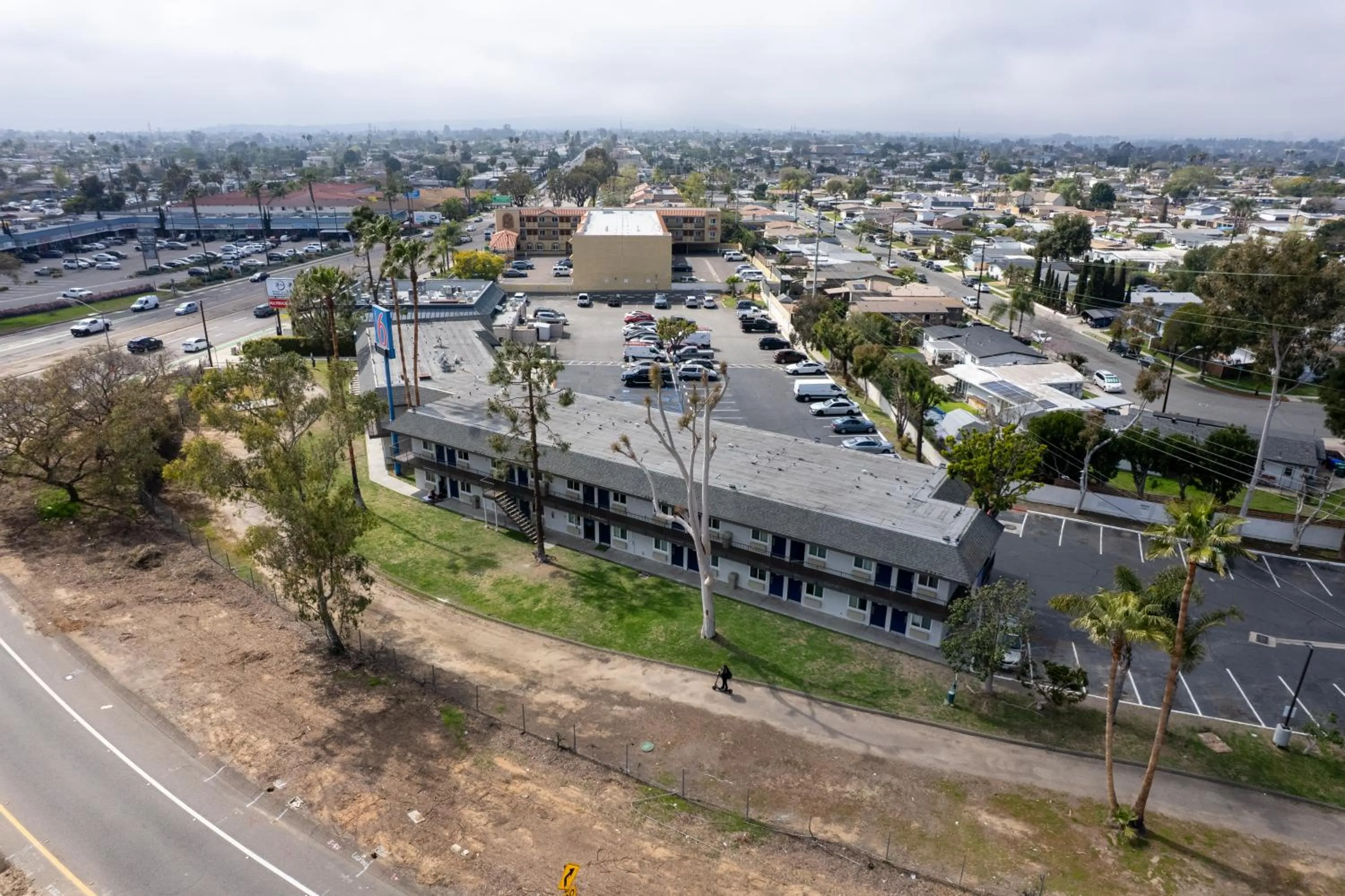 Property building in Motel 6-San Diego, CA - North