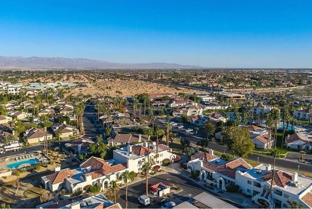 Desert Breezes Resort