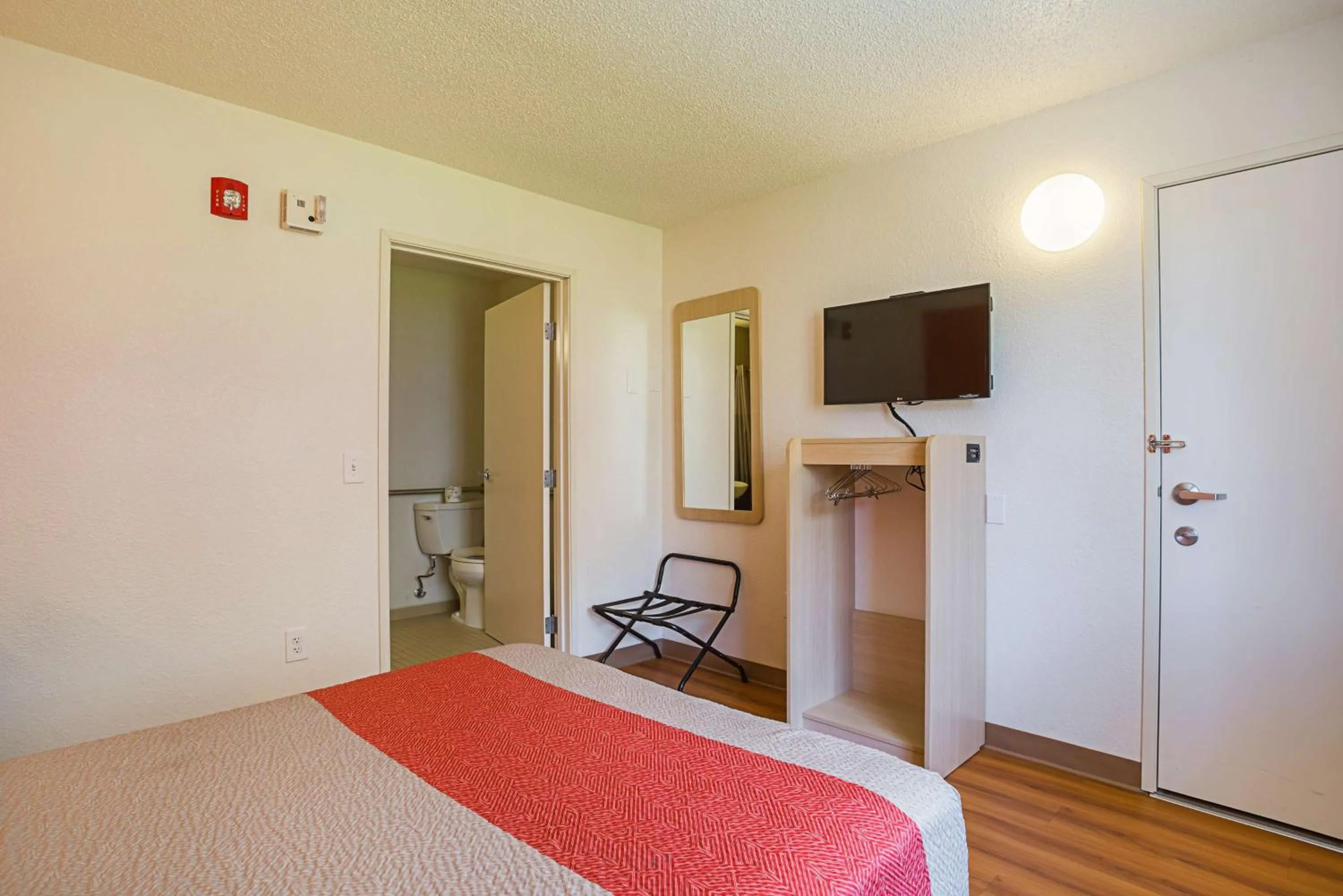 Toilet, Bed in Motel 6-Yuma, AZ - East