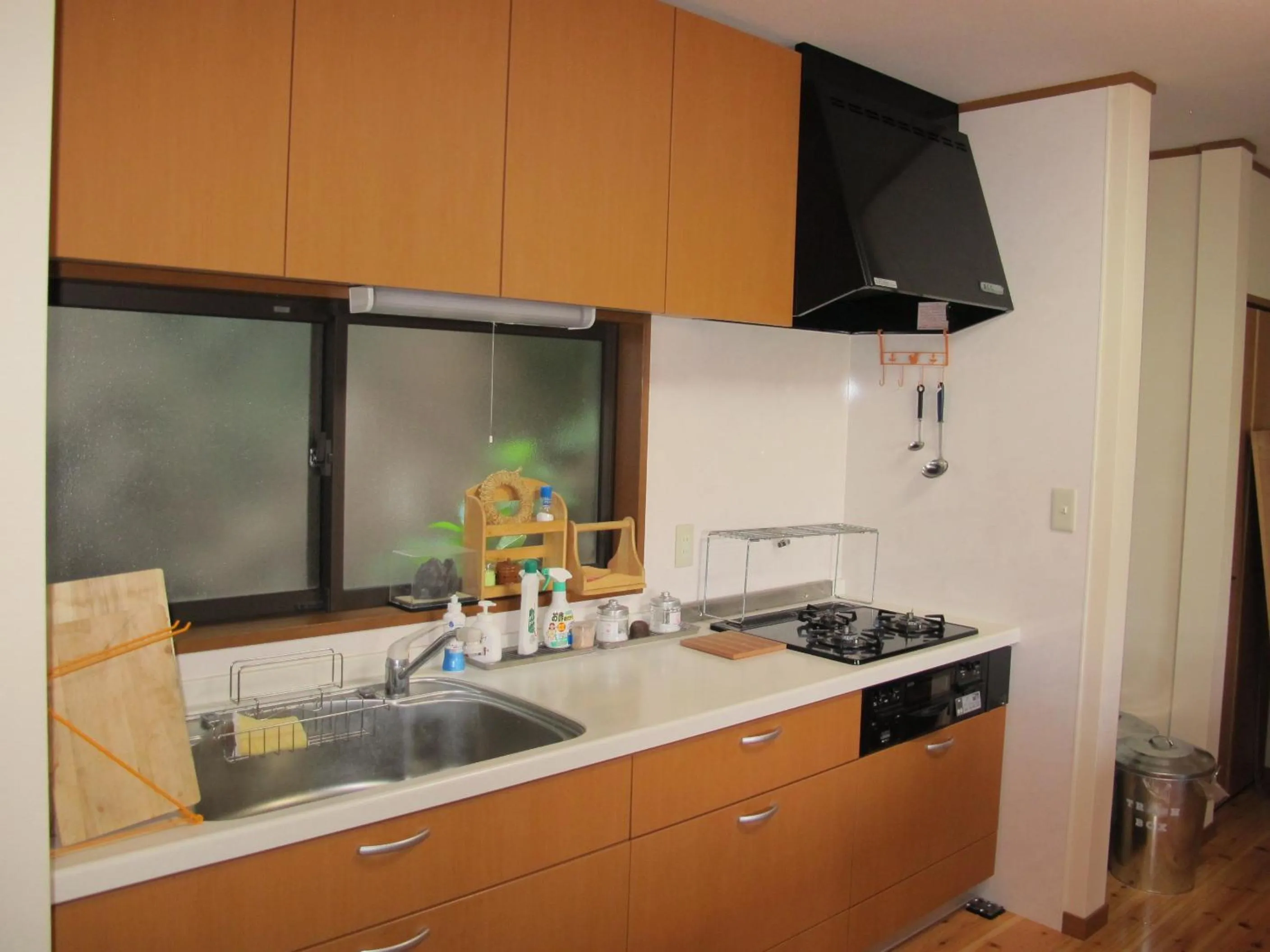 Communal kitchen in Atami Ikyuan 熱海一休庵